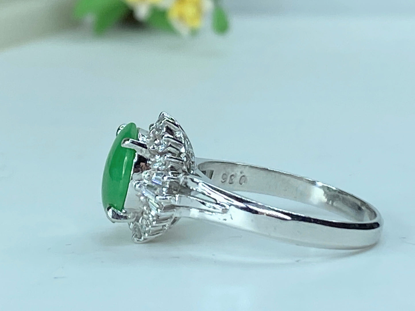 Platinum 3.01ct Jadeite cabochon 0.36ct G/VS Baguette diamond ring 5.7g s7 JR200
