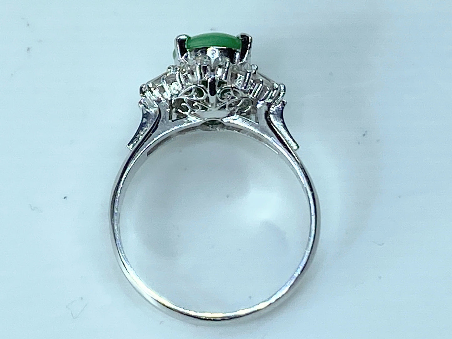 Platinum 3.01ct Jadeite cabochon 0.36ct G/VS Baguette diamond ring 5.7g s7 JR200