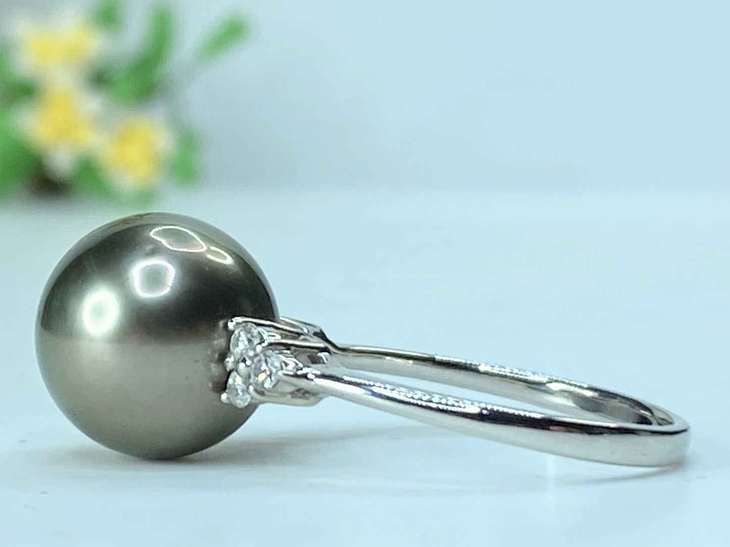Platinum 11.5mm Black Grey ocean Pearl 0.1ct F/VS2 round brilliant Diamond JR194