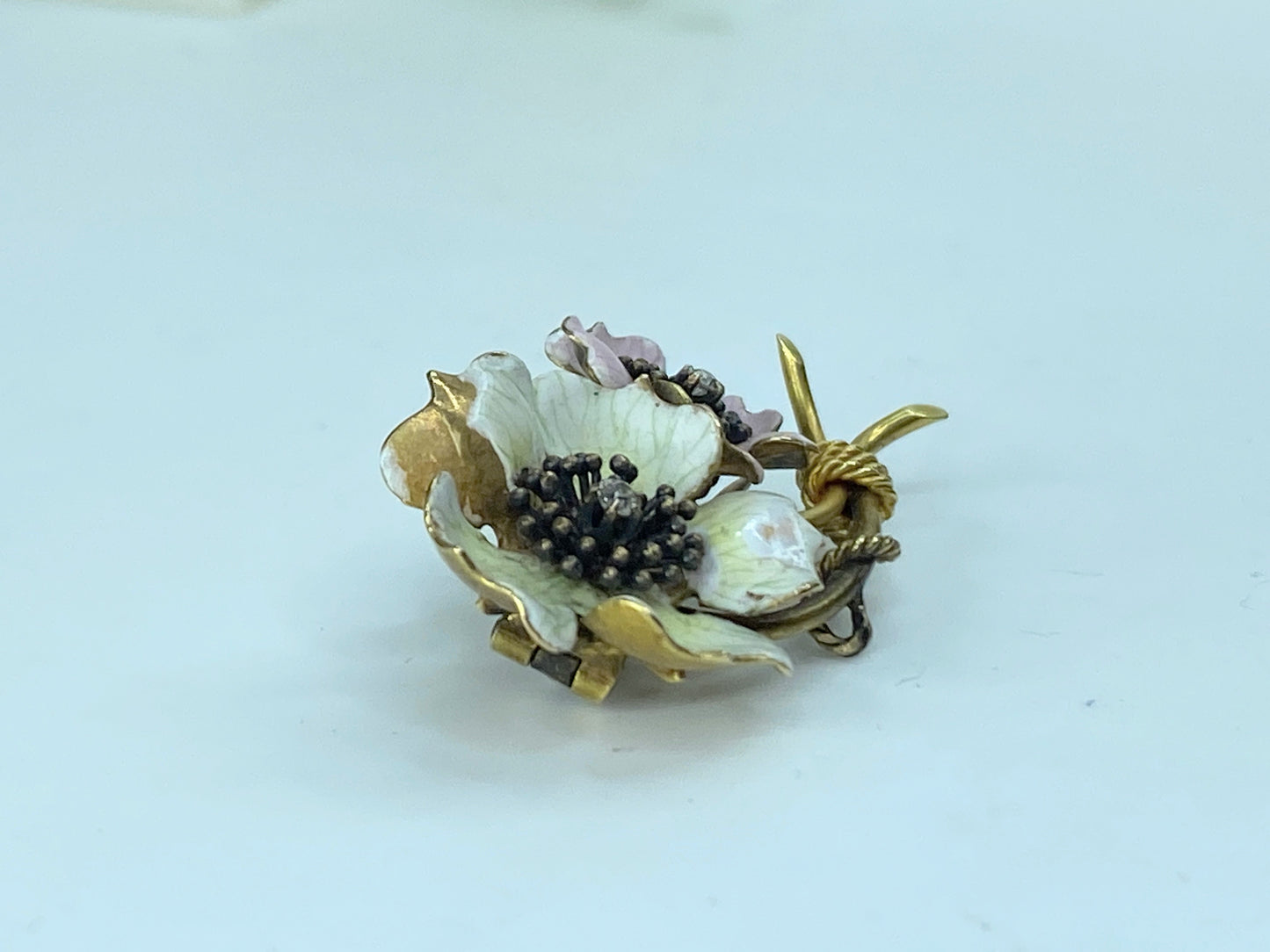 Victorian 18K Enamel Double Flowers and Diamond Brooch 7.1g 2 1/8" JR196