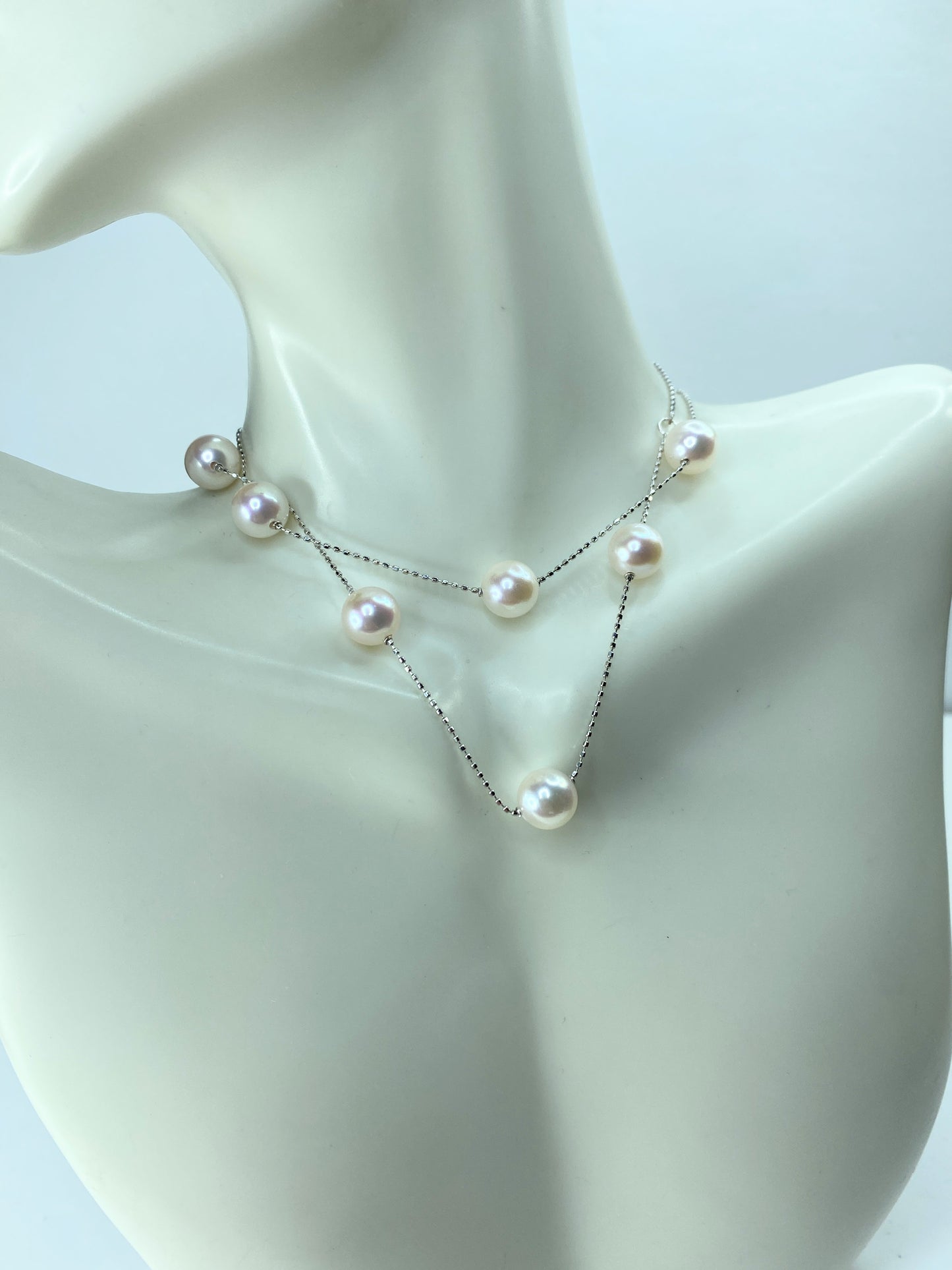 Platinum 18K yellow gold 8.0mm Station Cultured Pearl fancy bead necklace JR197