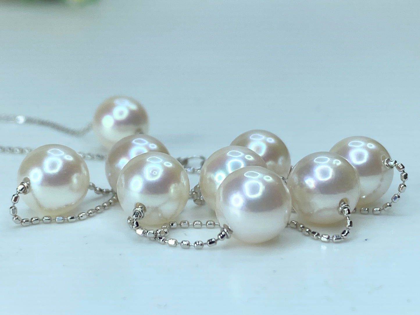 Platinum 18K yellow gold 8.0mm Station Cultured Pearl fancy bead necklace JR197