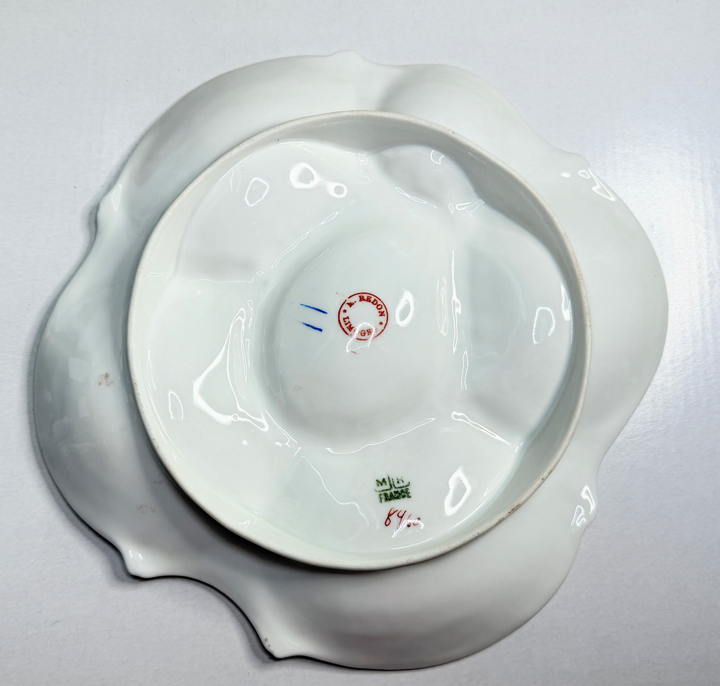 French Floral Porcelain Oyster Plate with Gilt Scalloped Rim 7.5 Inches A740