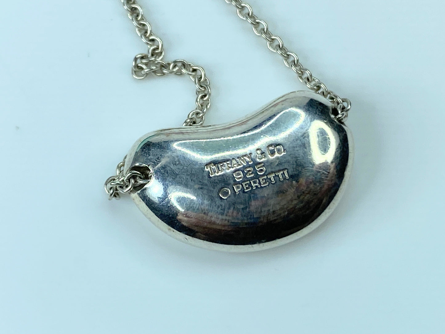 Tiffany & Co Elsa Peretti Sterling silver Bean 20.0mm necklace JR131