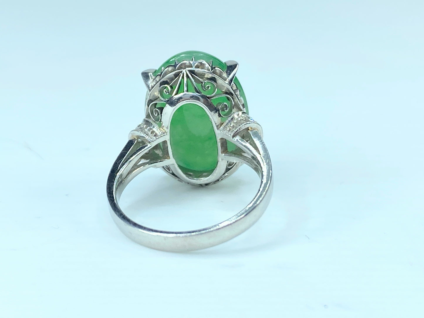 Platinum 13.4ct Jadeite Cabochon 0.18ct F/VS2 Diamond ring 9.6g s6.75JR9553