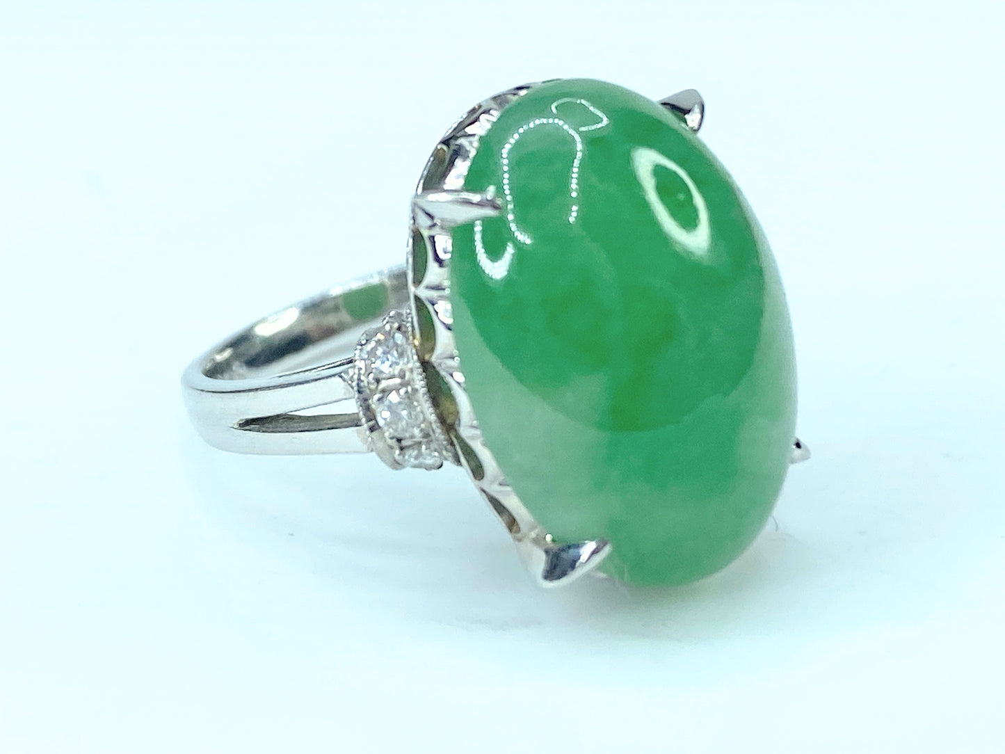Platinum 13.4ct Jadeite Cabochon 0.18ct F/VS2 Diamond ring 9.6g s6.75JR9553