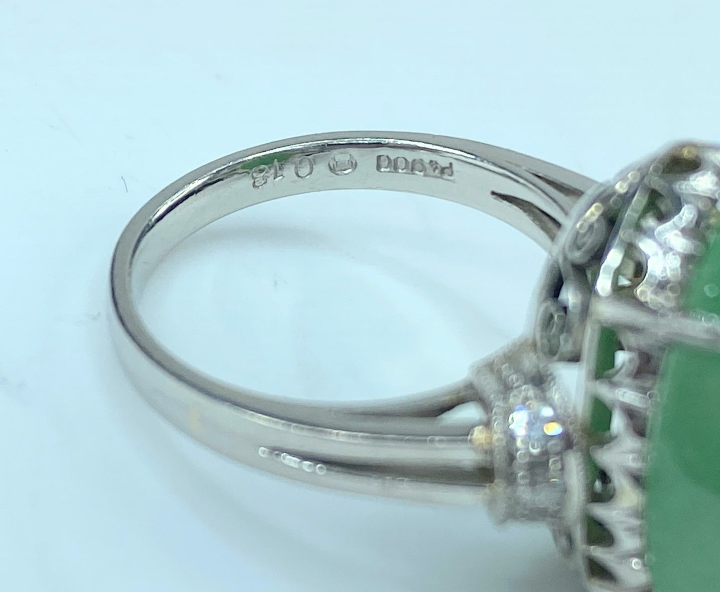 Platinum 13.4ct Jadeite Cabochon 0.18ct F/VS2 Diamond ring 9.6g s6.75JR9553