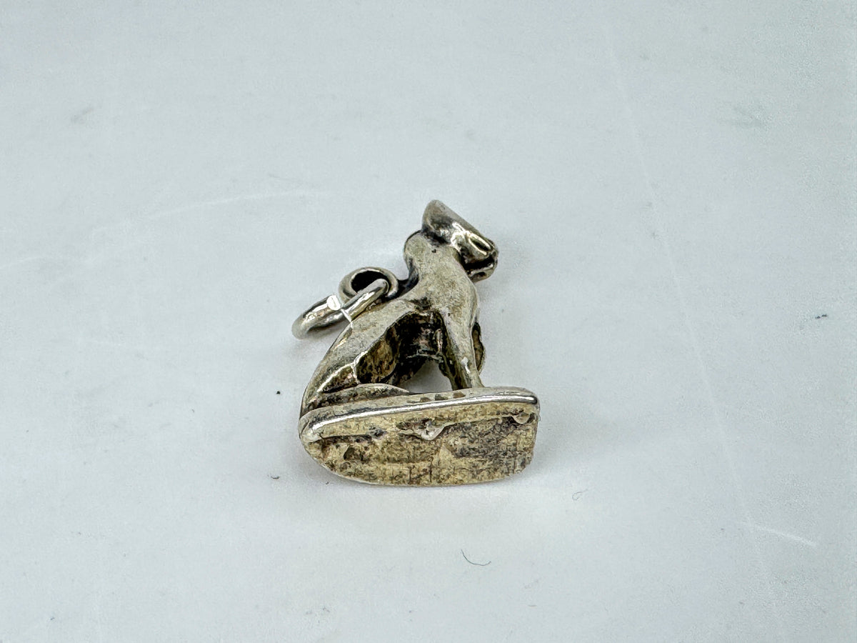 Vintage Sterling Silver 3D Sitting Cat Figural Charm Pendant 3.0g JR2082