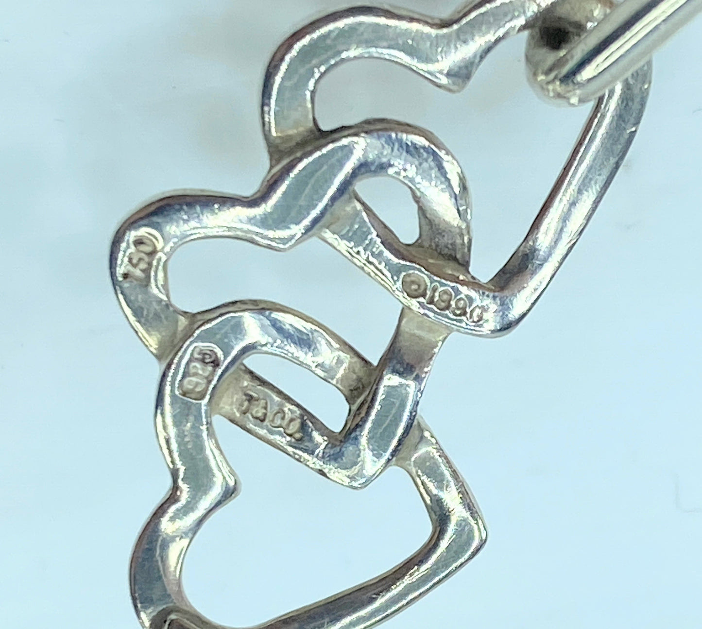 Tiffany & Co. 18k sterling silver Triple Heart eye hook bangle 7.0" JR708