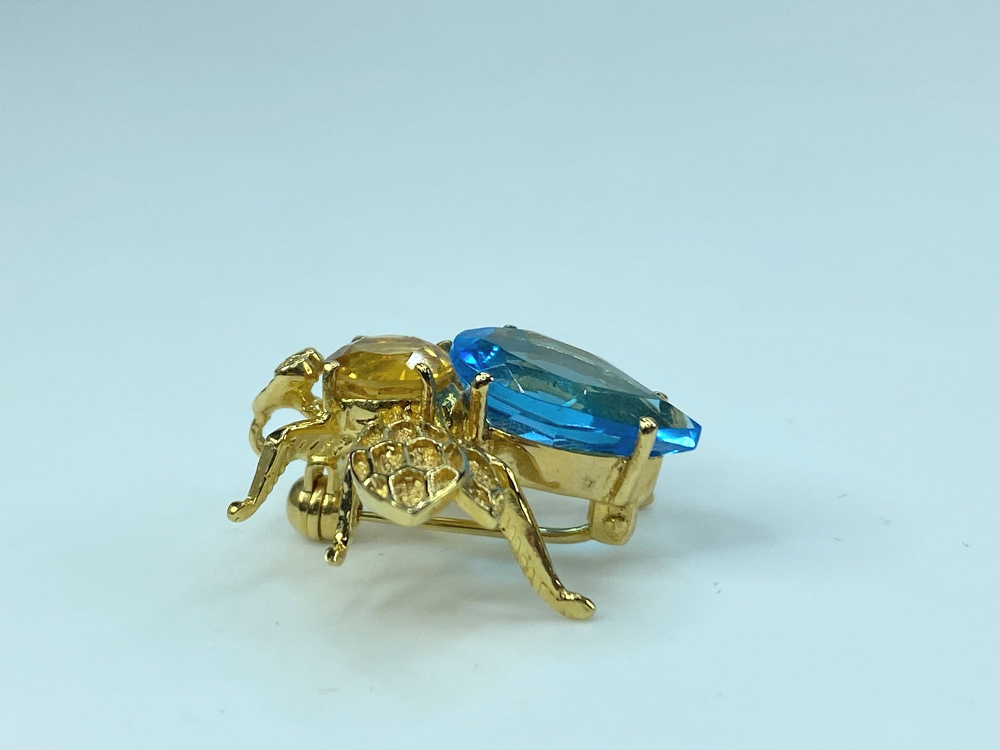Vintage Retro Era 14KT Yellow Gold Golden Citrine Blue Topaz Lapel Fly Pin JR96