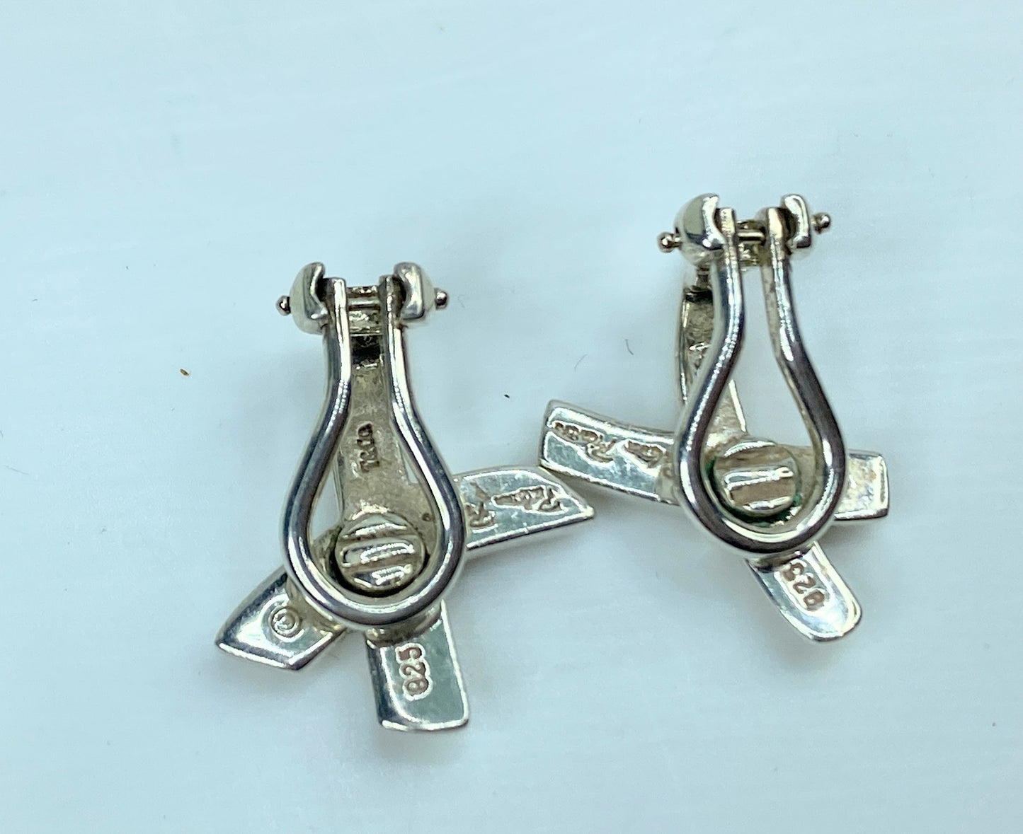 Tiffany & Co. Paloma Picasso Graffiti X Earclips Sterling silver JR749