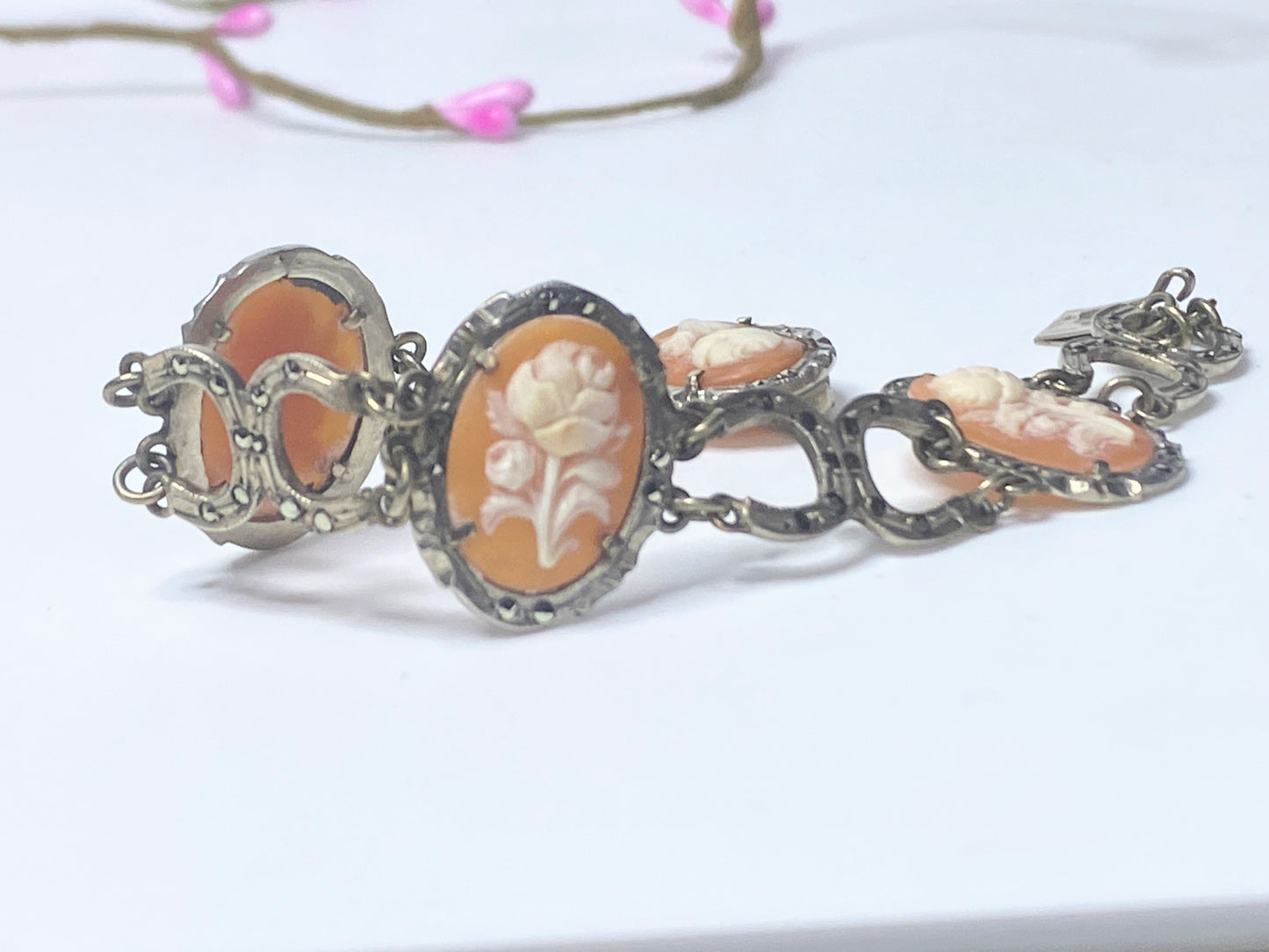 Rare European silver 900 FLoral Cameo marcasite panel Horseshoe bracelet JR133