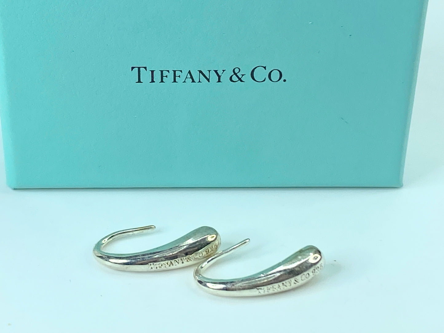 Tiffany & Co. Sterling Silver Elsa Peretti TearDrop Earrings 1.0" 7.4g JR810