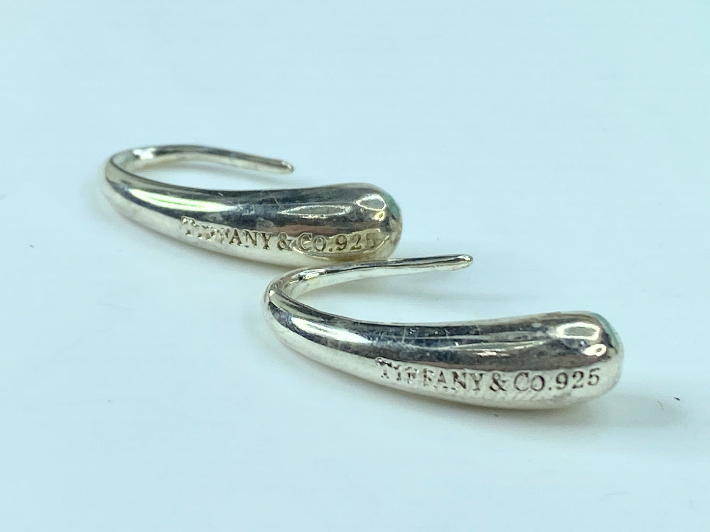 Tiffany & Co. Sterling Silver Elsa Peretti TearDrop Earrings 1.0" 7.4g JR810