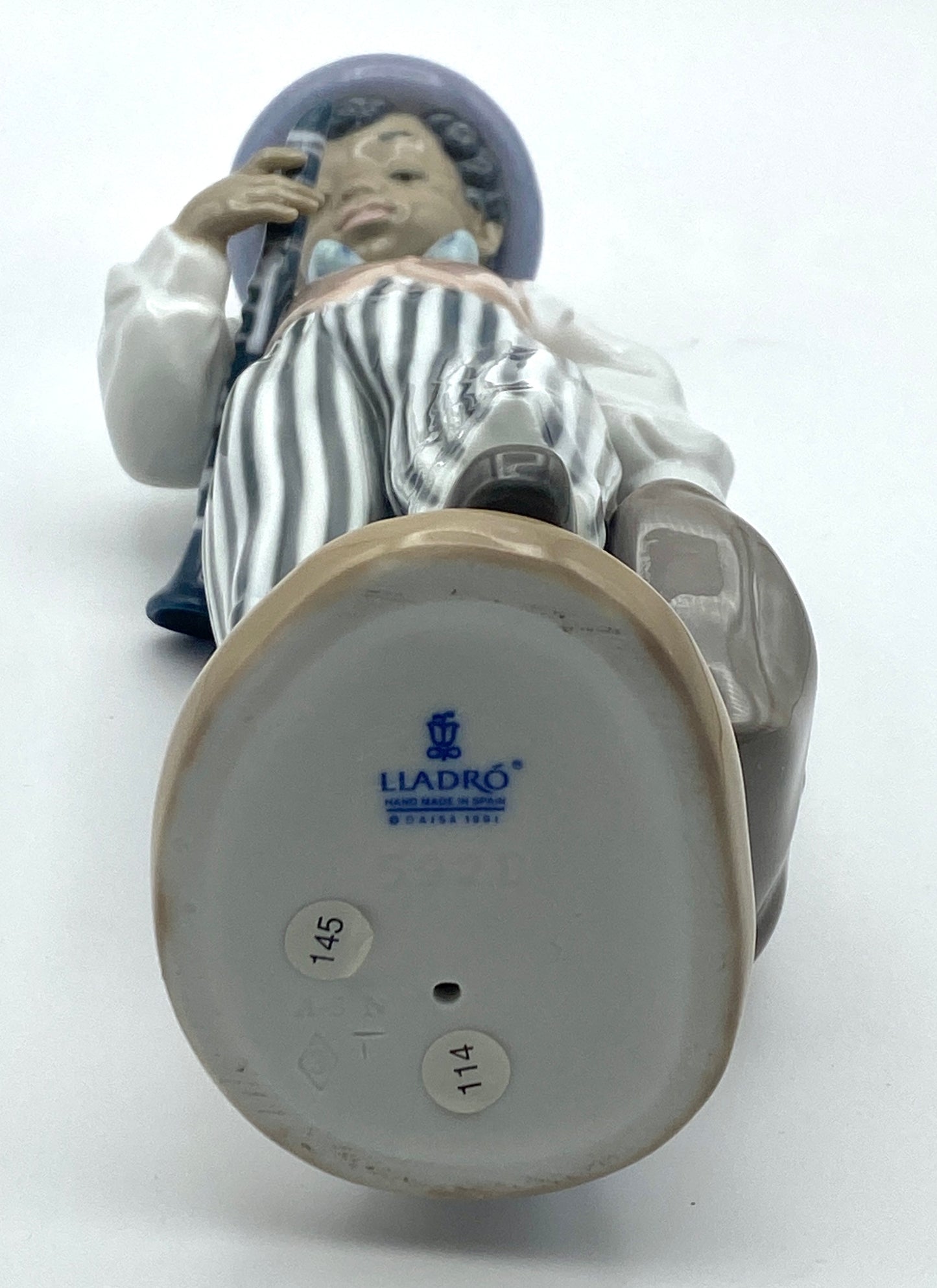 Lladro Figurine #5928"Jazz Clarinet" Boy with clarinet mint in box Retired