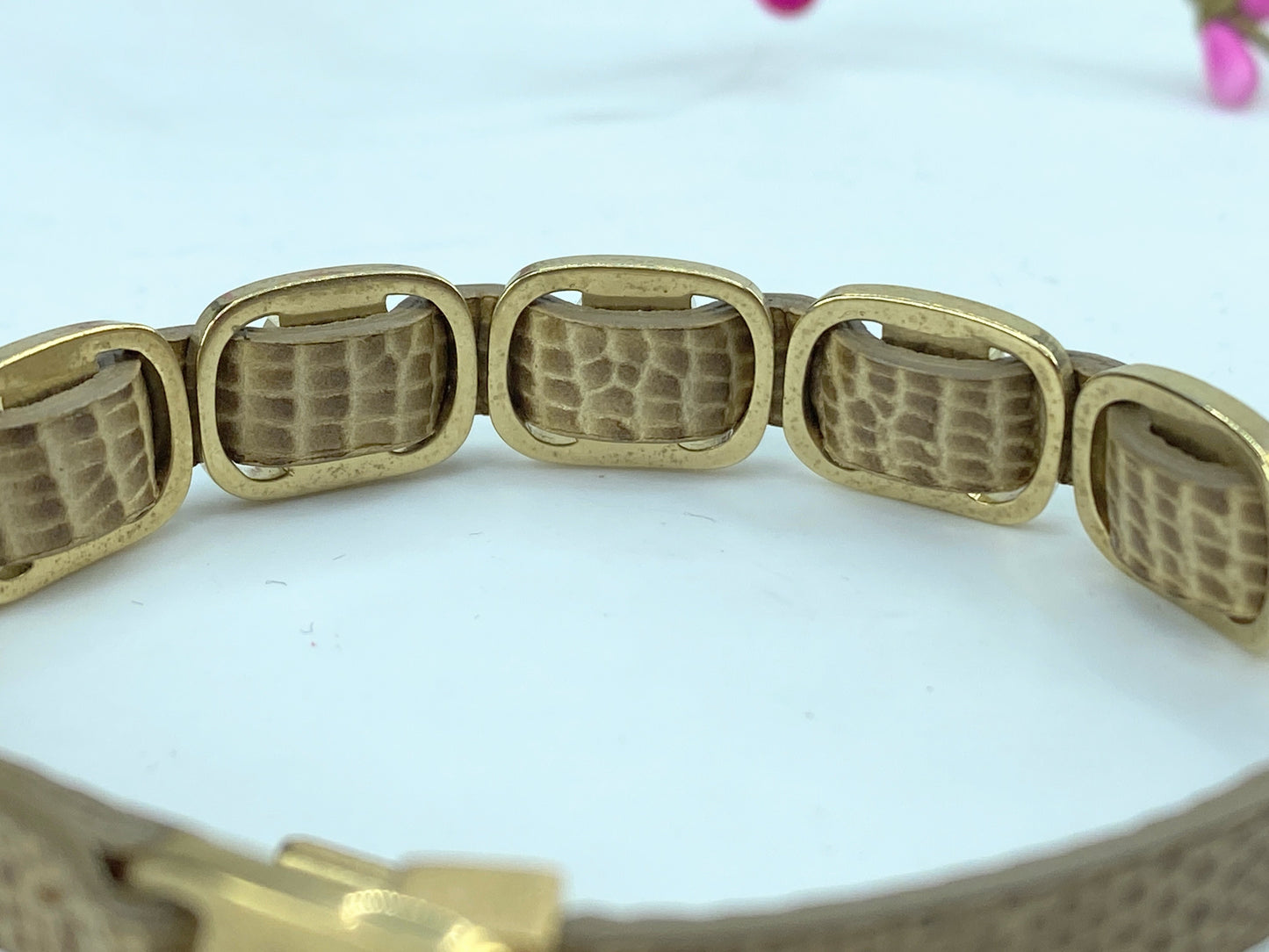 Salvatore Ferragamo Rare Vara Buckle Leather bracelet gold tone 7" GS385