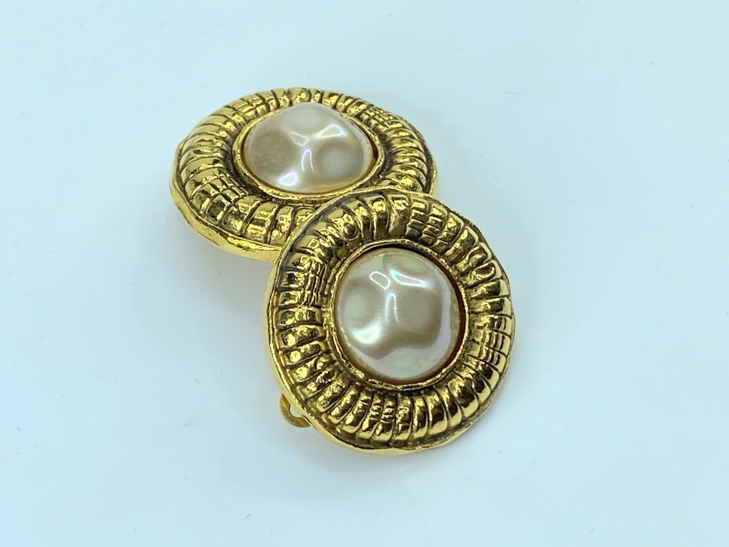 Vintage Chanel Etruscan Pearl Earrings 1970s GS388