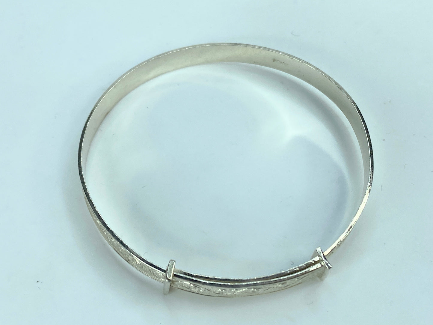 Adorable Sterling Silver 5mm Rose expandable children bangle 4.5" 5.4g JR834