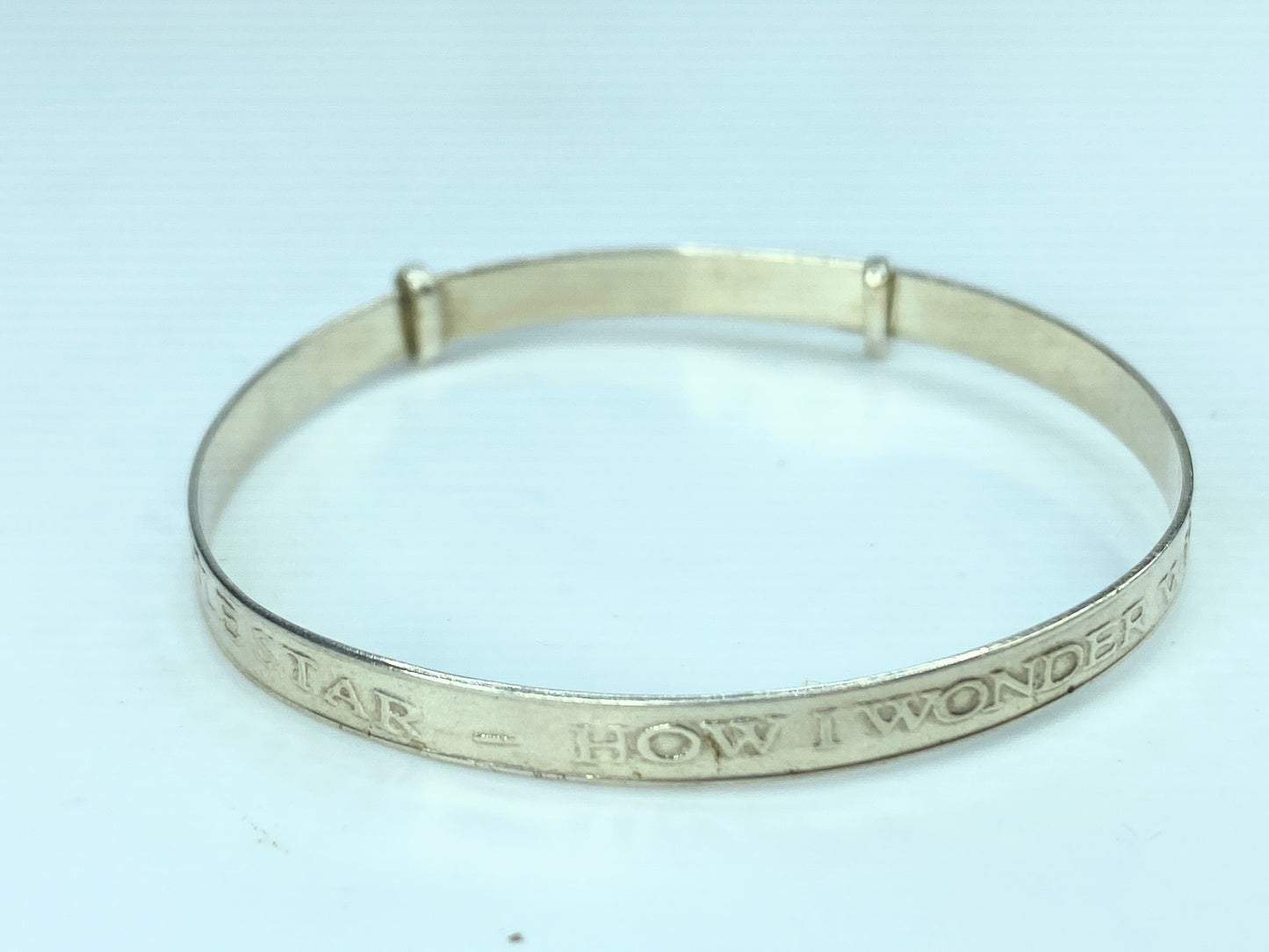 Sterling children bangle "Twinkle Twinkle Little Star, How.." carved 4" JR836