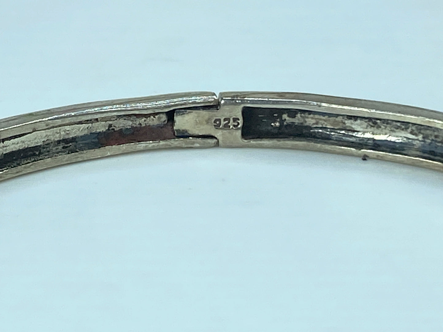 925 Sterling Silver Women's Marcasite Bangle Bracelet 11.9 Grams 6.75 JR842
