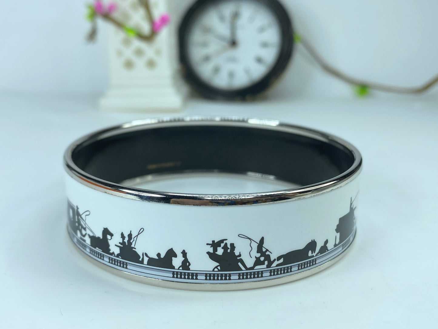 Hermes Enamel Bangle Bracelet Wide 65 GM Horse Carriage Black/white 2007 GS562