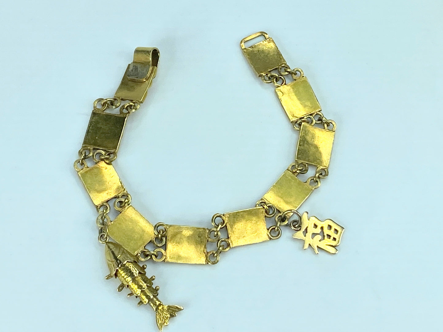 Early Century 10K/14K yellow gold zodiac Fish Calligraphy bracelet 6.75" JR844