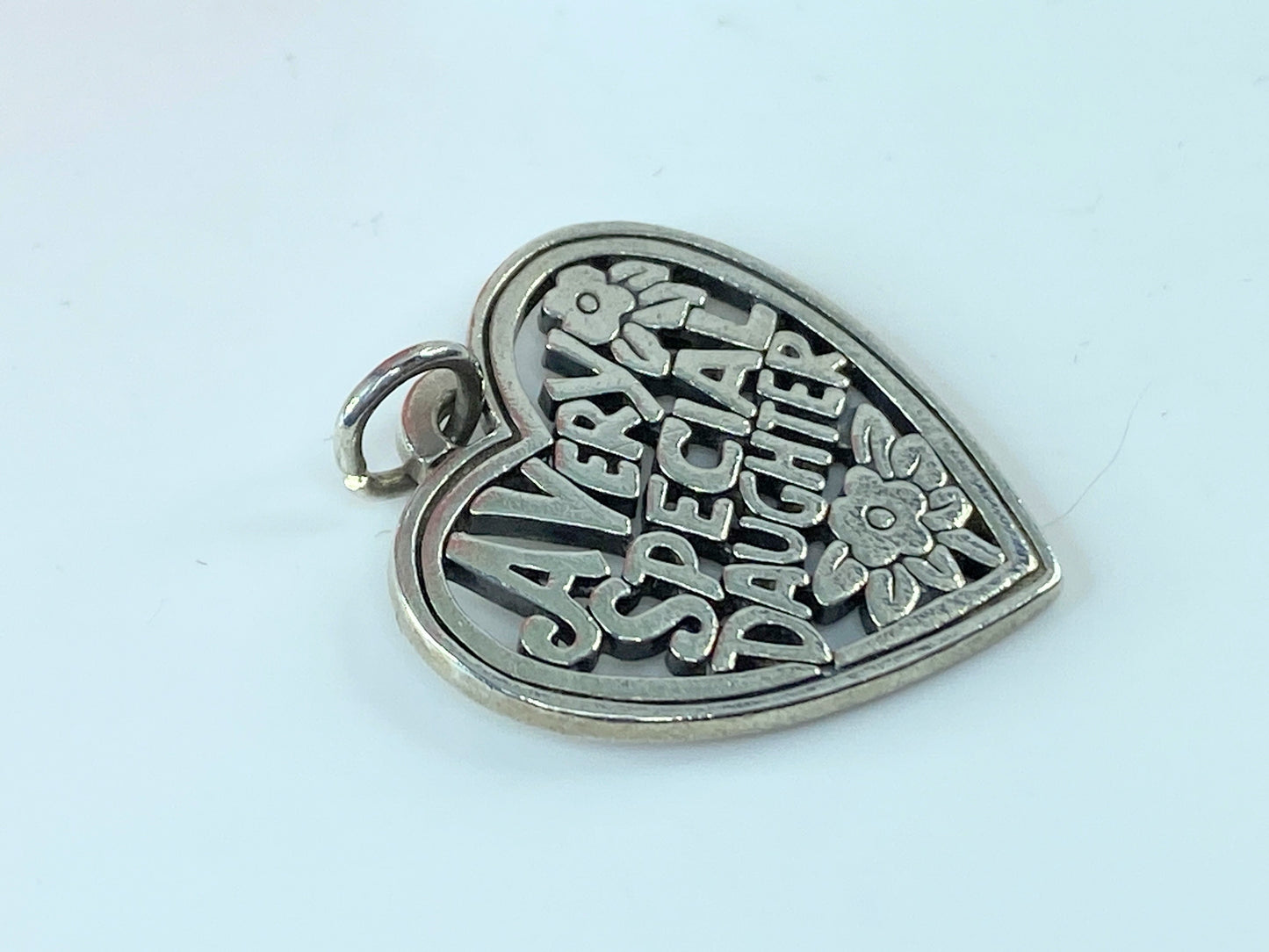 James Avery “A Very Special Daughter” etched Heart Charm 925 Sterling 7/8" JR205