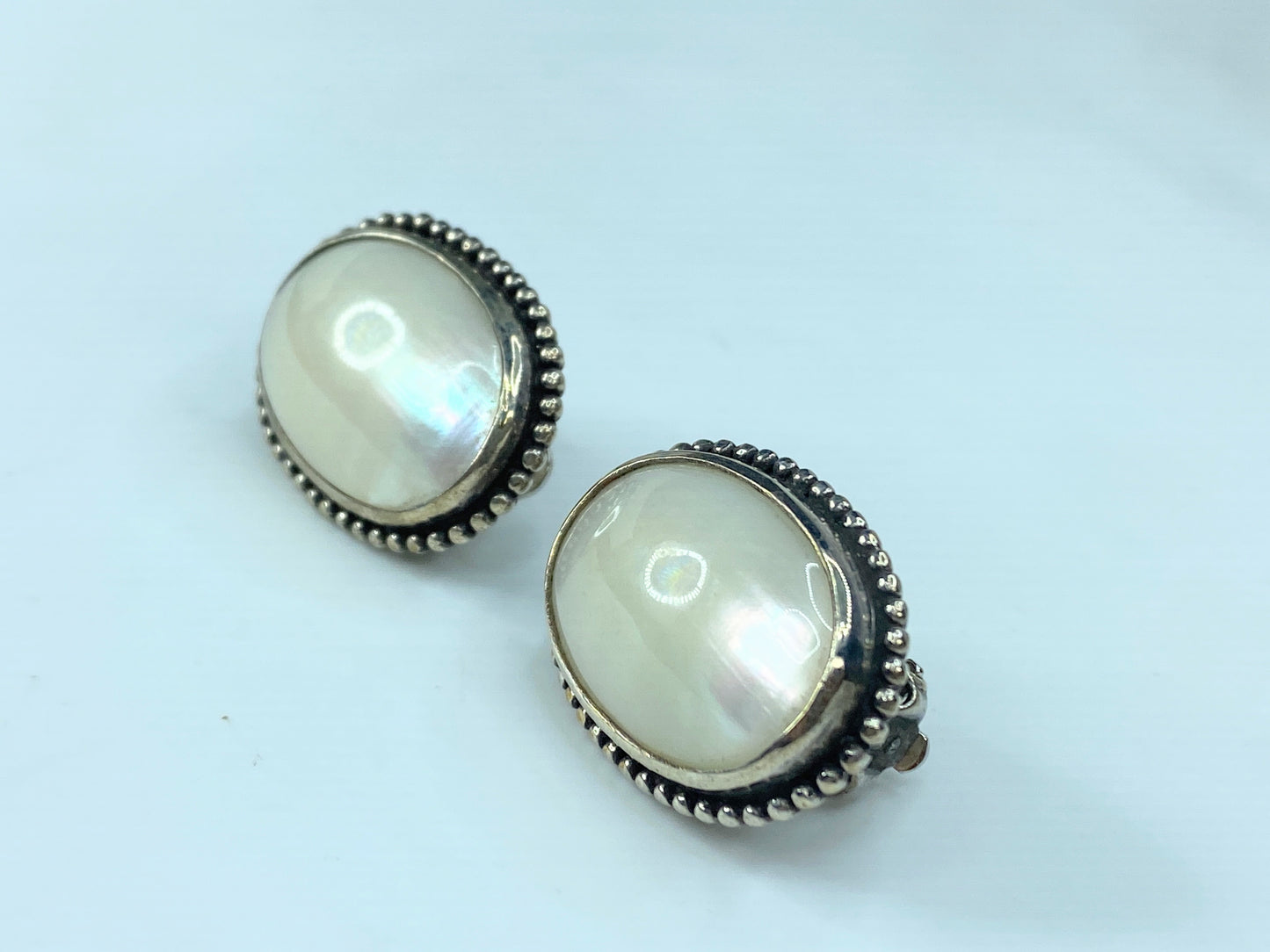 Stephen Dweck Sterling MOP Bead set border clip on earrings 25g 1.25" JR845