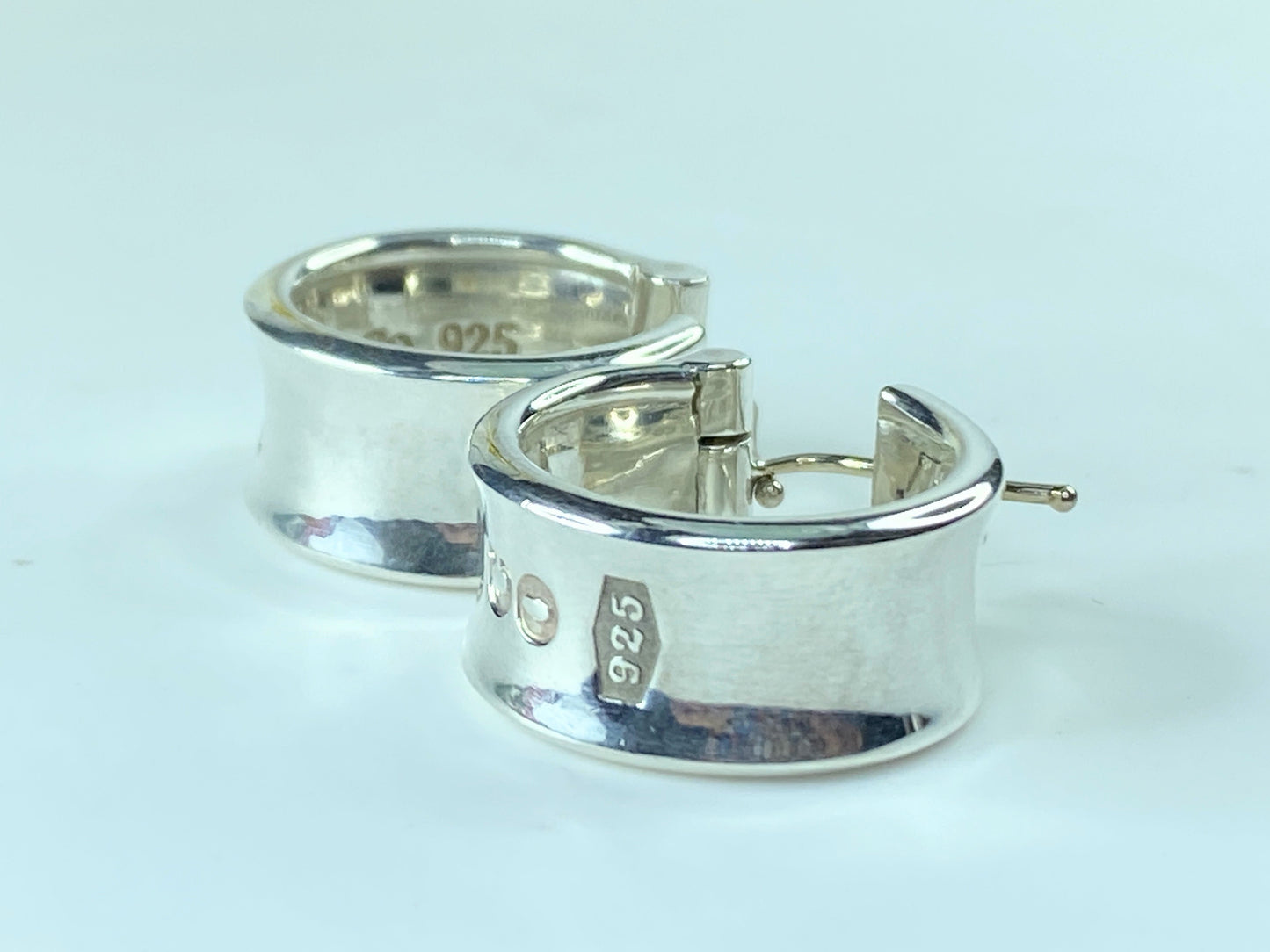 Tiffany & Co. Vintage 1837 Wide Hoop Earrings sterling silver 925 20mm JR213