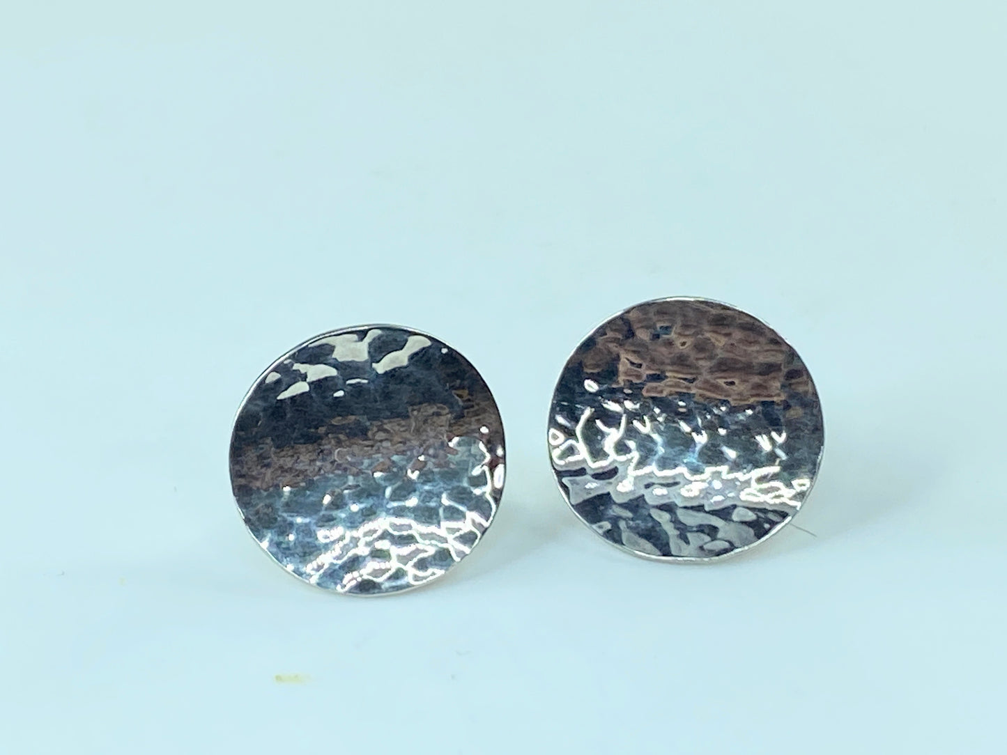 James Avery sterling silver Wavy hammered disc clip-on earrings retired JR215.