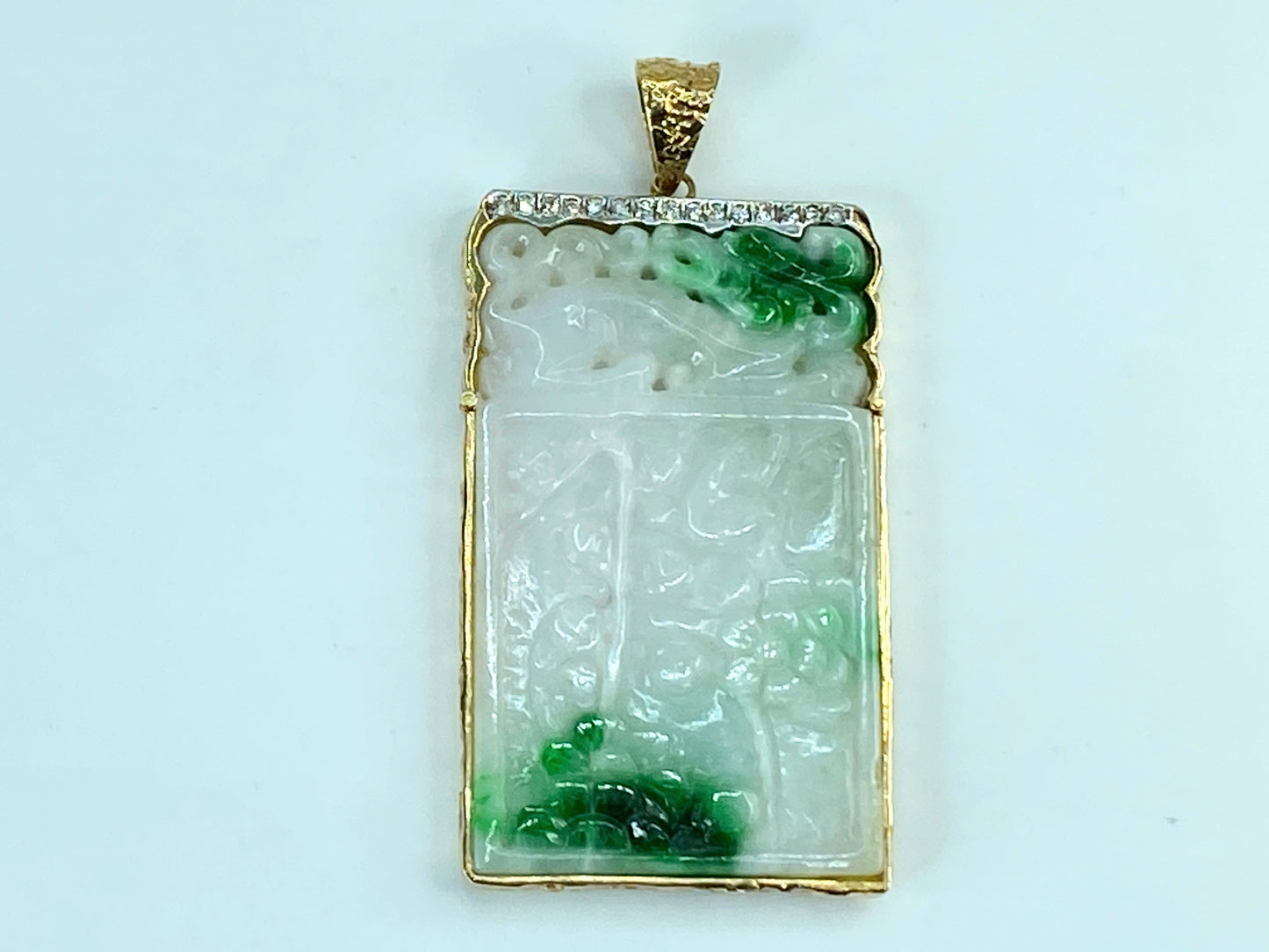 GIA-certified 14K Fei Cui "翡翠" Jadeite 0.37ct G/VS2 Diamond pendant 2.5" JR231