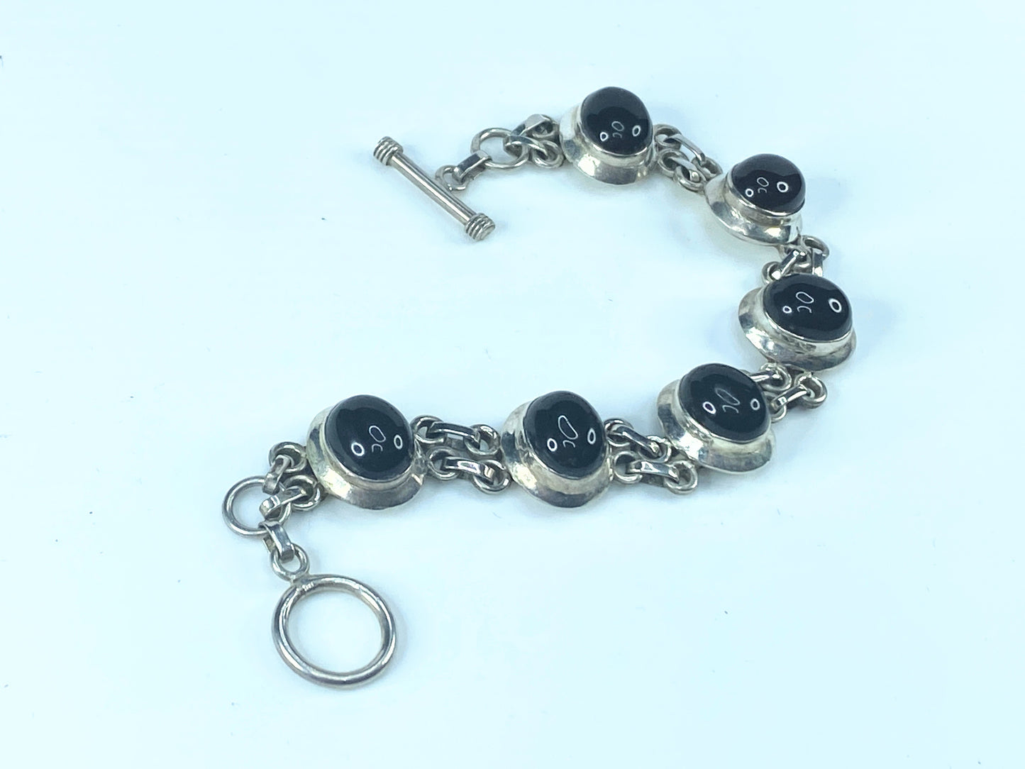 Sterling Silver Oval Dark Garnet Cabochon Toggle clasp bracelet