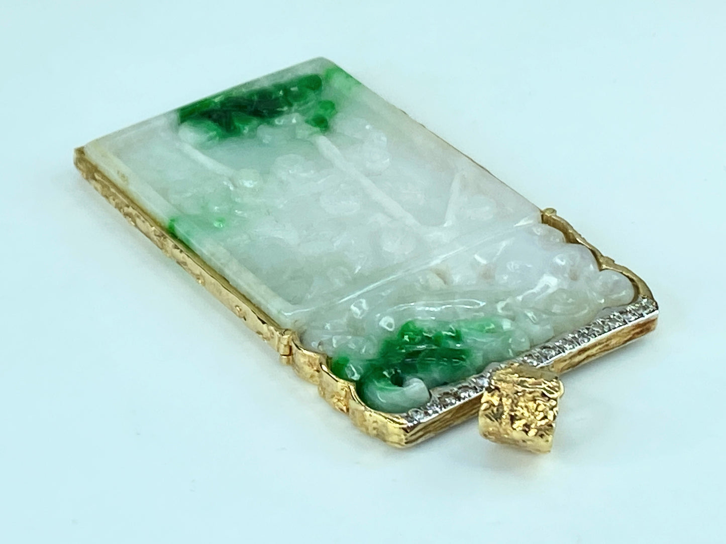 GIA-certified 14K Fei Cui "翡翠" Jadeite 0.37ct G/VS2 Diamond pendant 2.5" JR231
