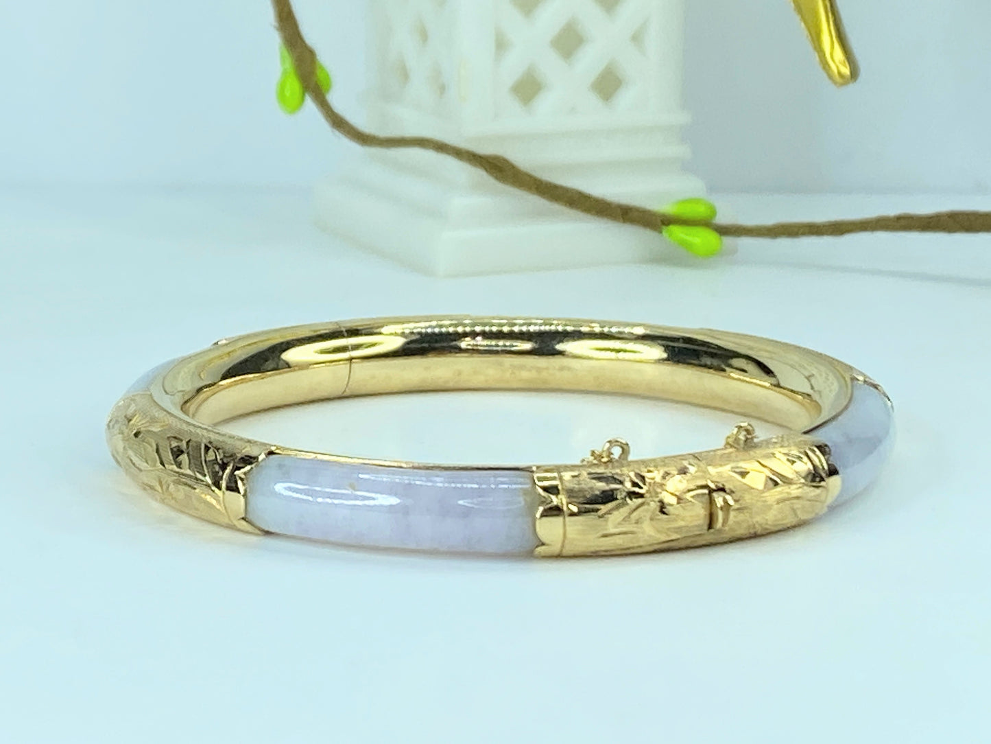 GIA certified 14K gold natural Lavender Jade hololith hinged bangle 7" JR228