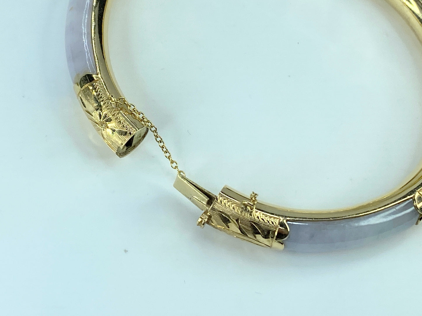 GIA certified 14K gold natural Lavender Jade hololith hinged bangle 7" JR228