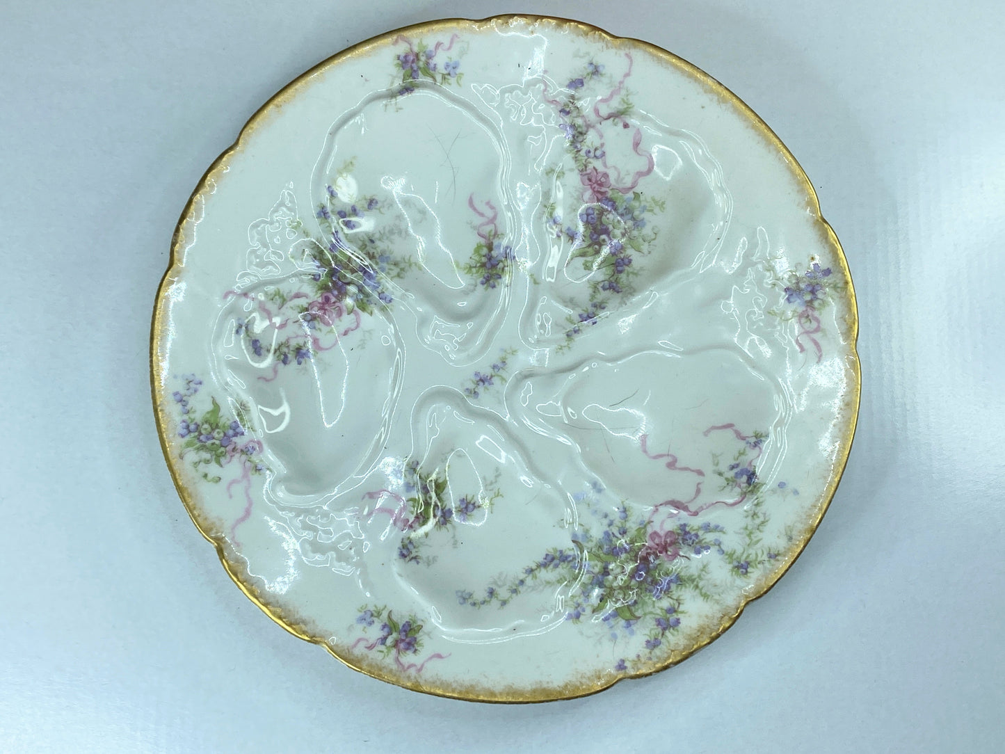 Rare GDA Limoges France 8.5" Oyster Plate Lavender Roses Circa 1906 Oyster A335