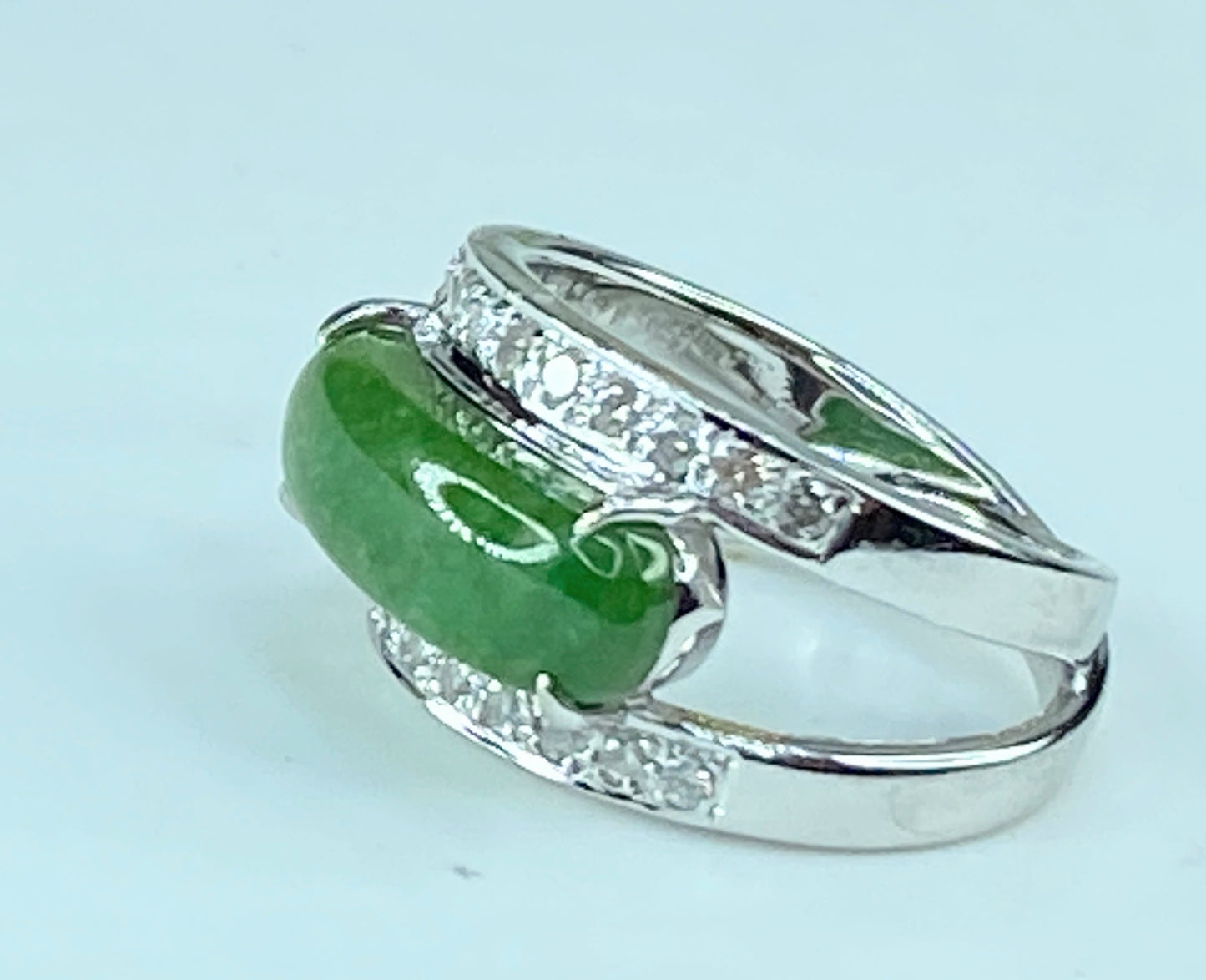 18K white gold 3.27ct Jadeite 0.37ct G/VS Diamond saddle ring s6 7.2g JR243