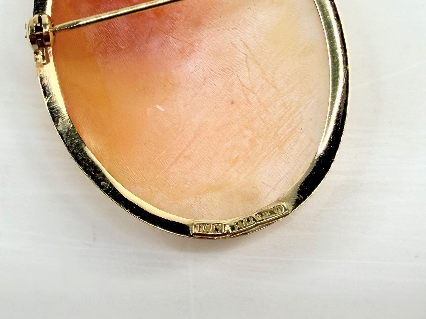 Vintage Italian 14K Gold Hand-Carved Shell Cameo Pendant Brooch JR1379