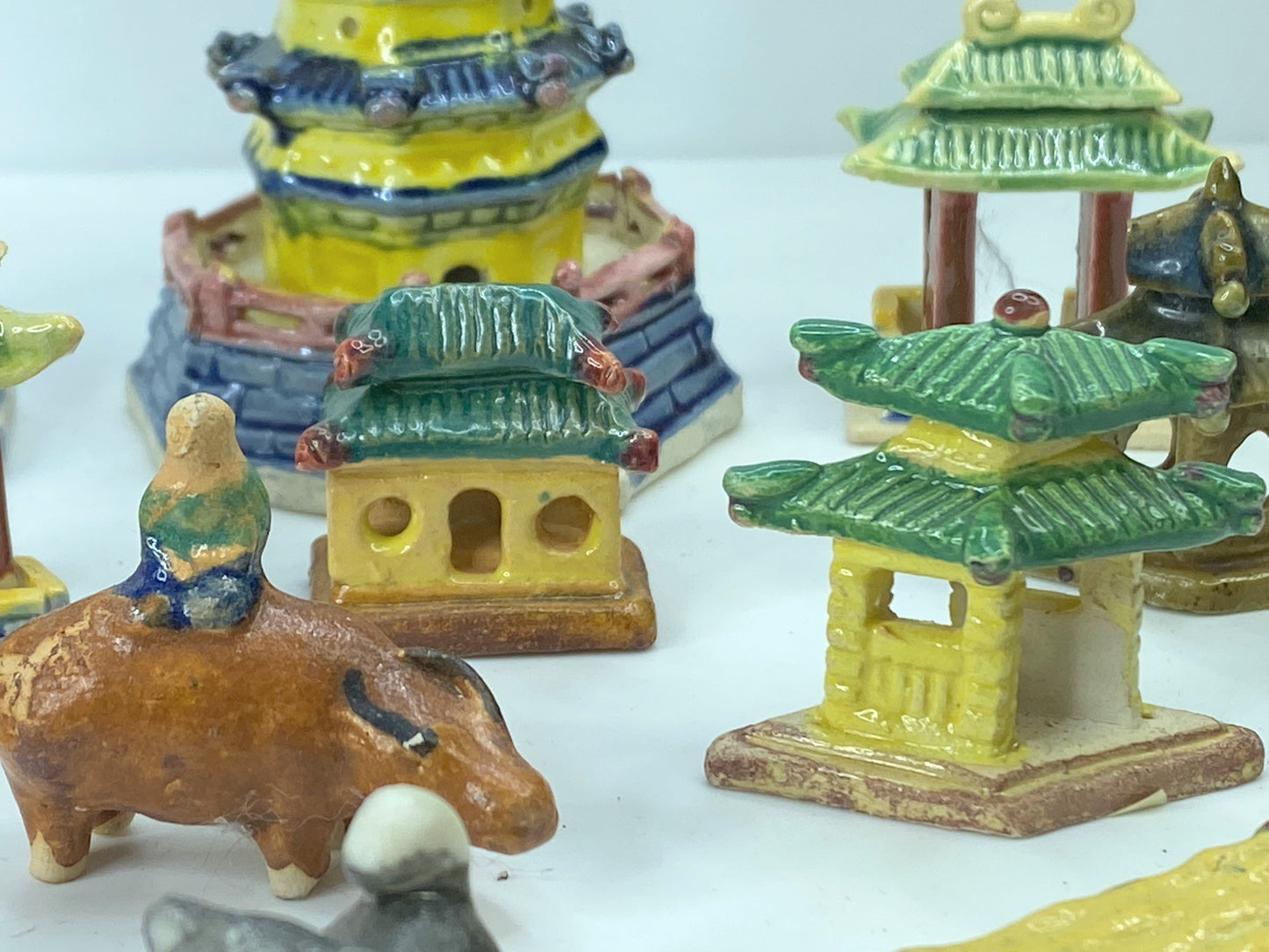 Vintage/new 16 pcs Collection of Japanese Ceramics bonsai ornaments A348
