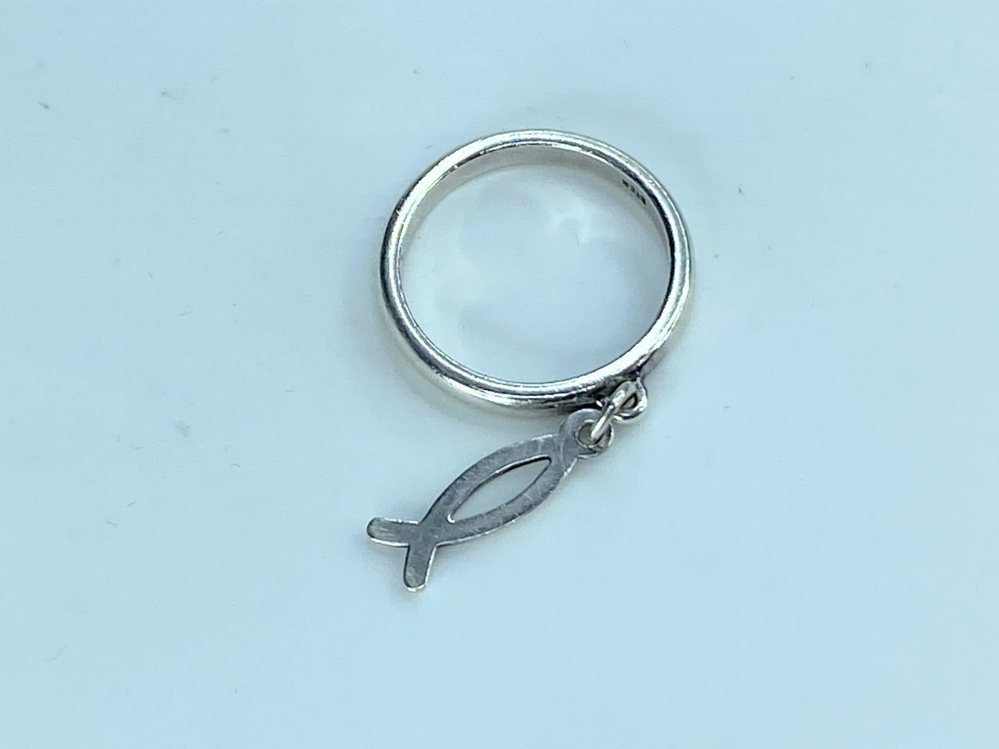 Retired James Avery Ichthus Dangle Charm Ring 2.1g s4.5