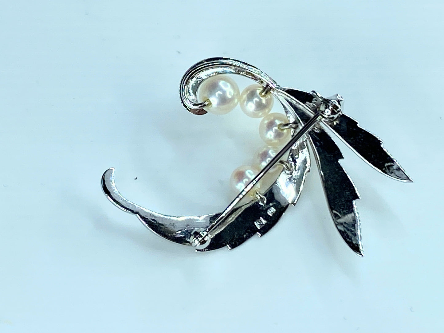 Mikimoto Akoya Pearl Brooch Pin Sterling Silver 6.10 mm 5.6g 1 5/8" JR254