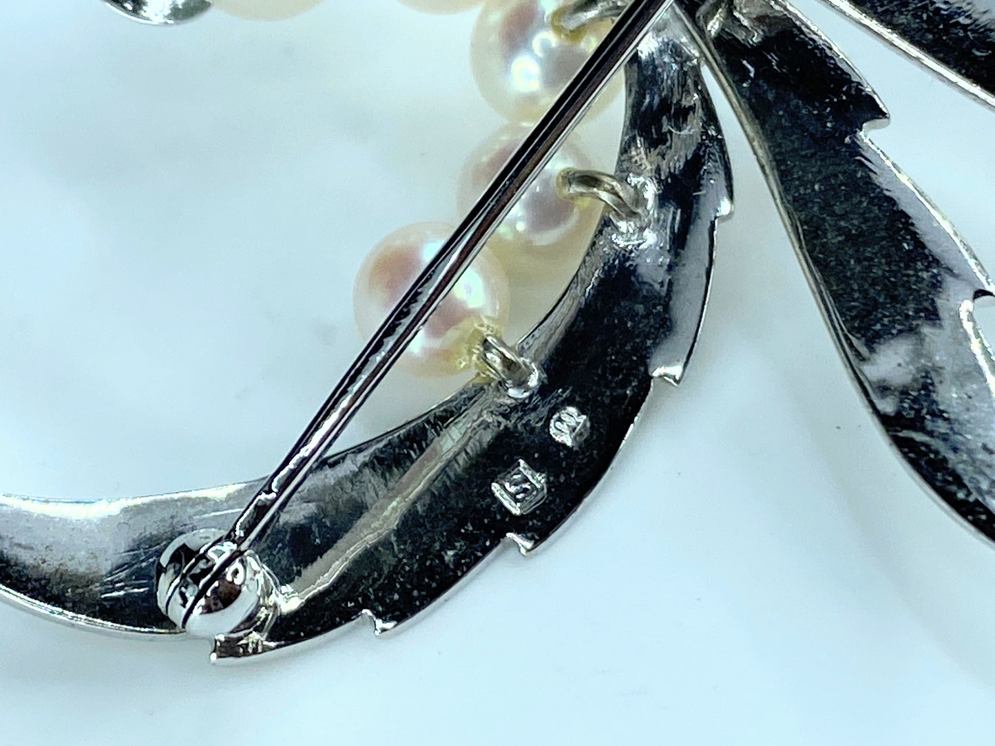 Mikimoto Akoya Pearl Brooch Pin Sterling Silver 6.10 mm 5.6g 1 5/8" JR254
