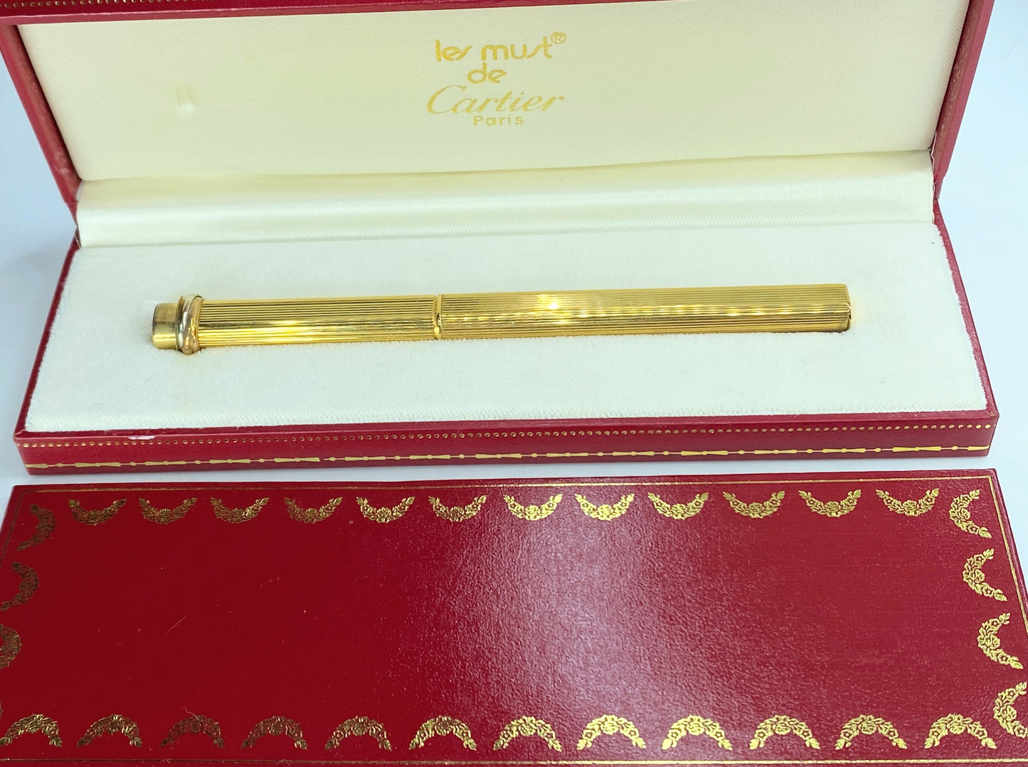 Cartier Vendome Gold-Plated Trinity Ballpoint Pen in Original Box/pamphlet OF01