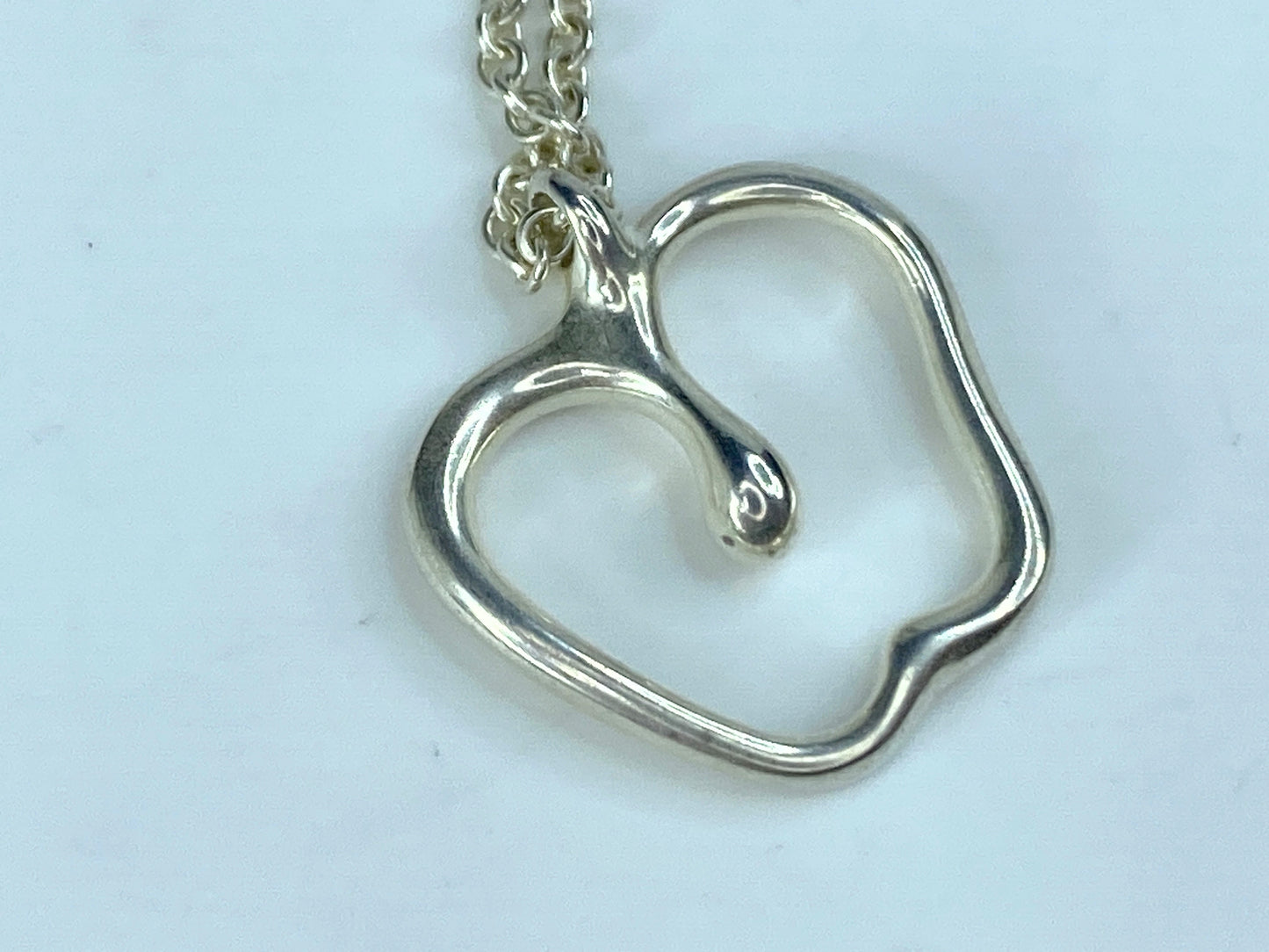 Tiffany & Co Sterling Silver Peretti Large Apple Pendant Necklace 18.0" JR9751
