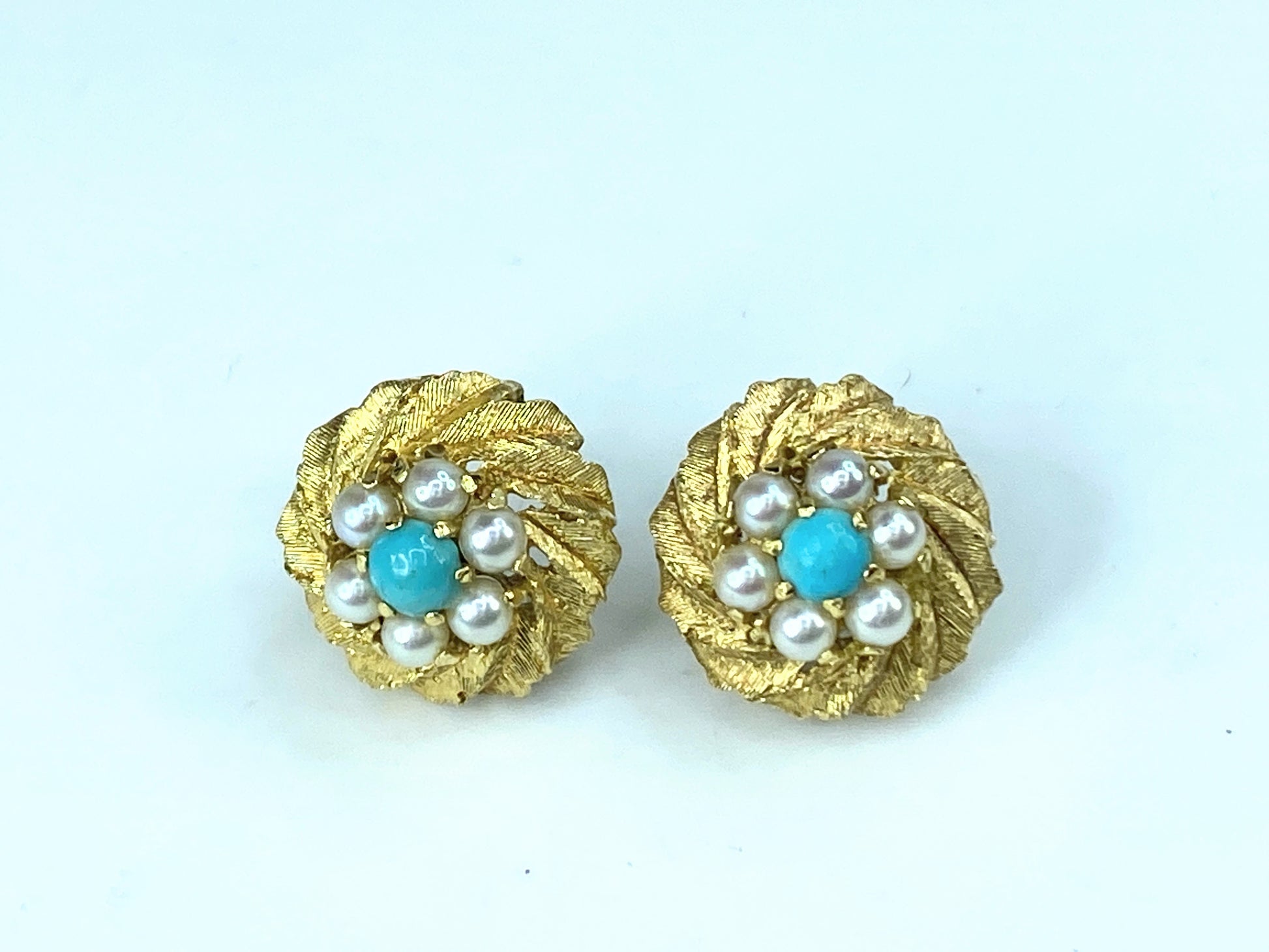 14K cultured Pearls Turquoise cabochon Bombe post earrings 7.5g JR9735