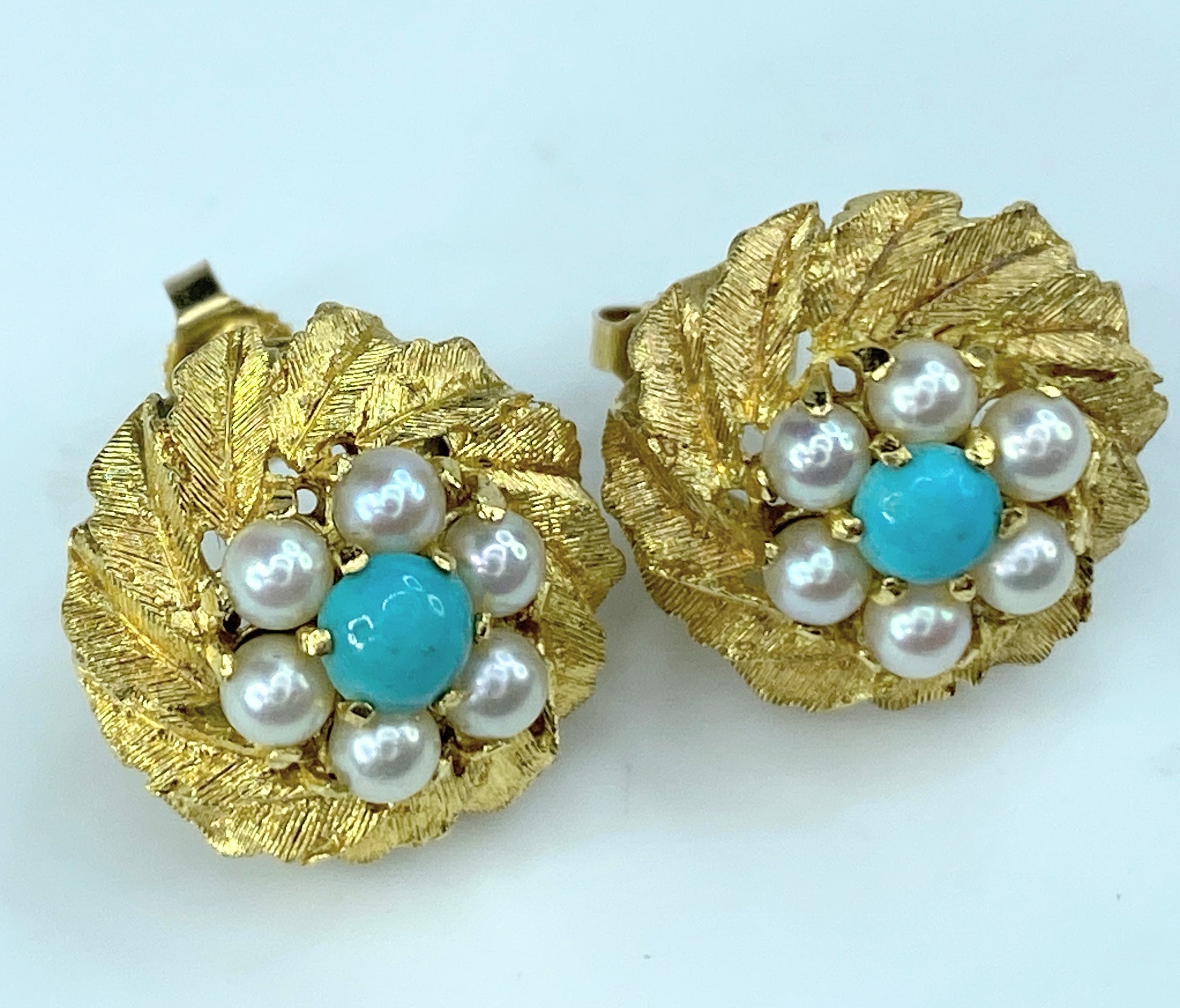 14K cultured Pearls Turquoise cabochon Bombe post earrings 7.5g JR9735