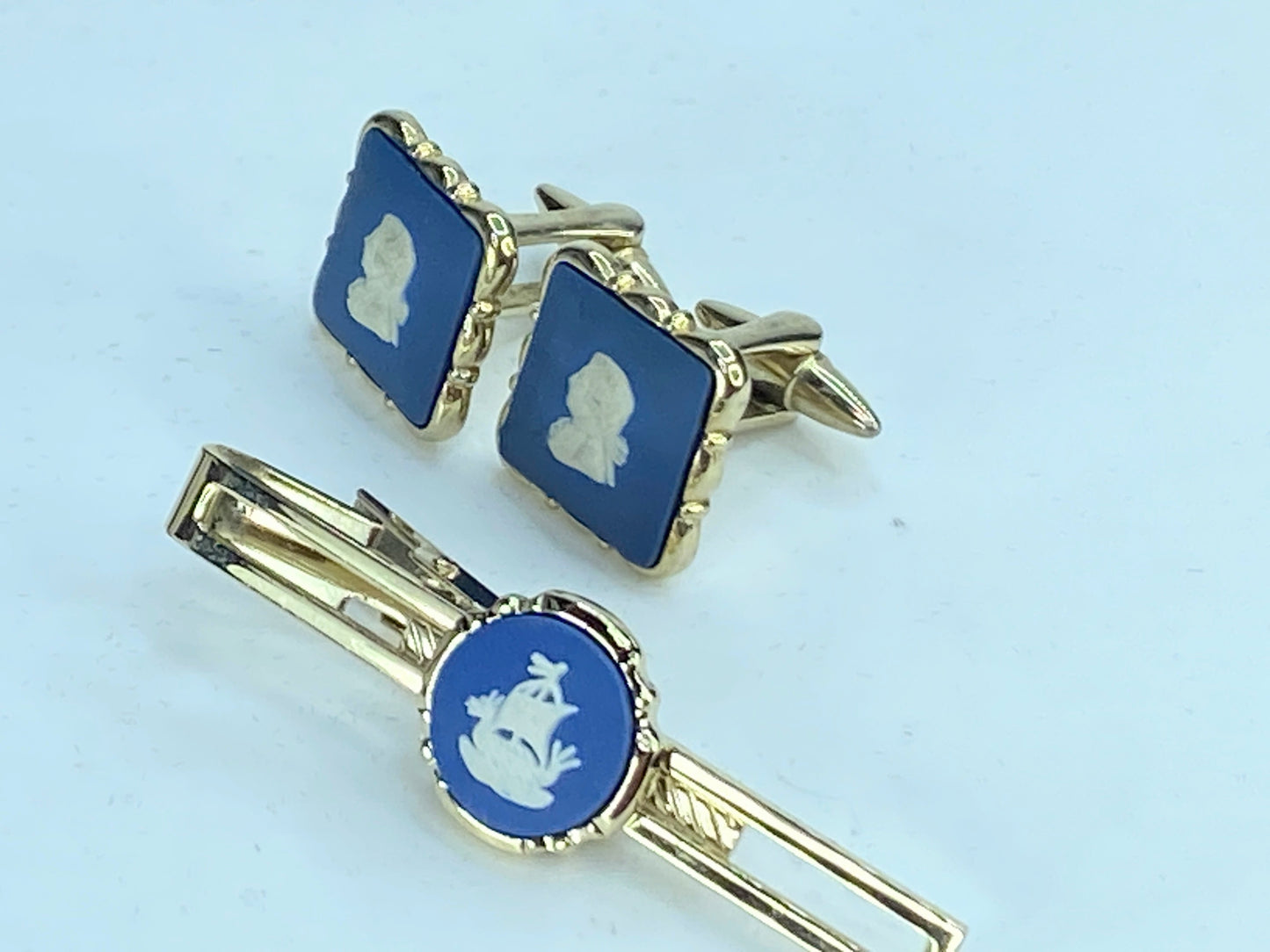 Wedgewood Cufflinks Jasper Stratton Caesar Vespasian Ship Tie pin GS308