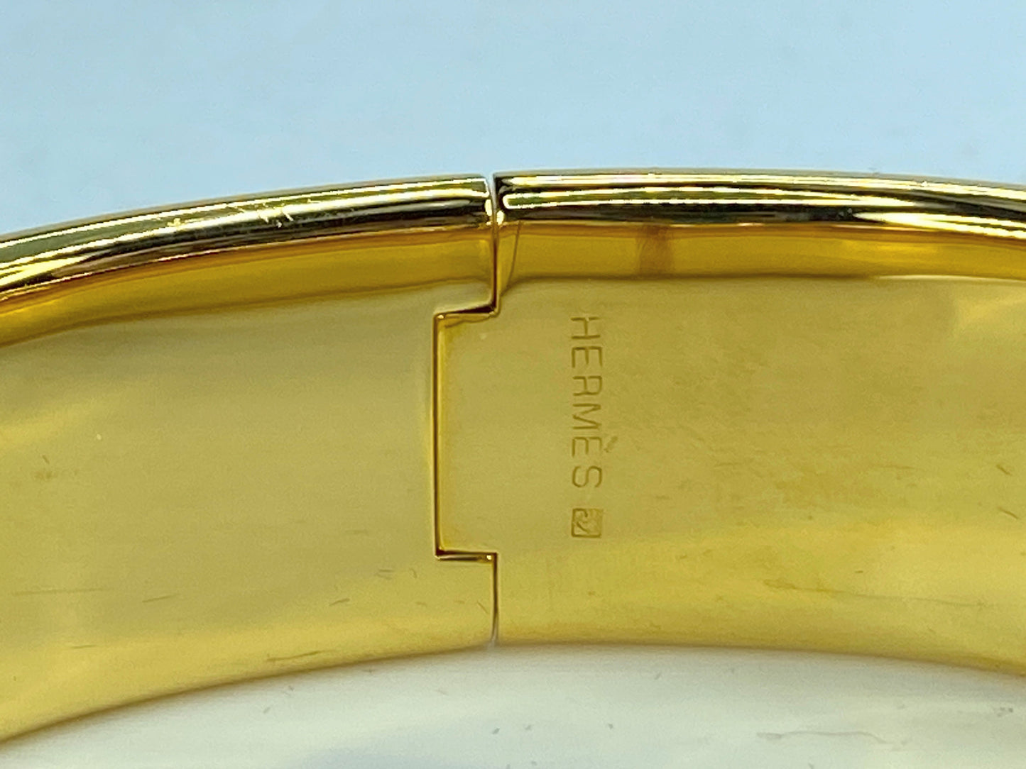 Hermes Enamel Gold Plated Metal Clic Clack Bangle 6 Cheval Et Harnais 7" GS313
