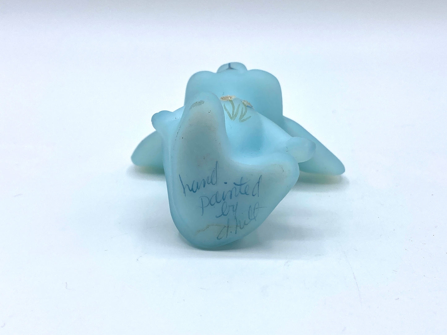 c1984's Signed Fenton Frosted Asters belly grits mouse blue satin glass FT1030