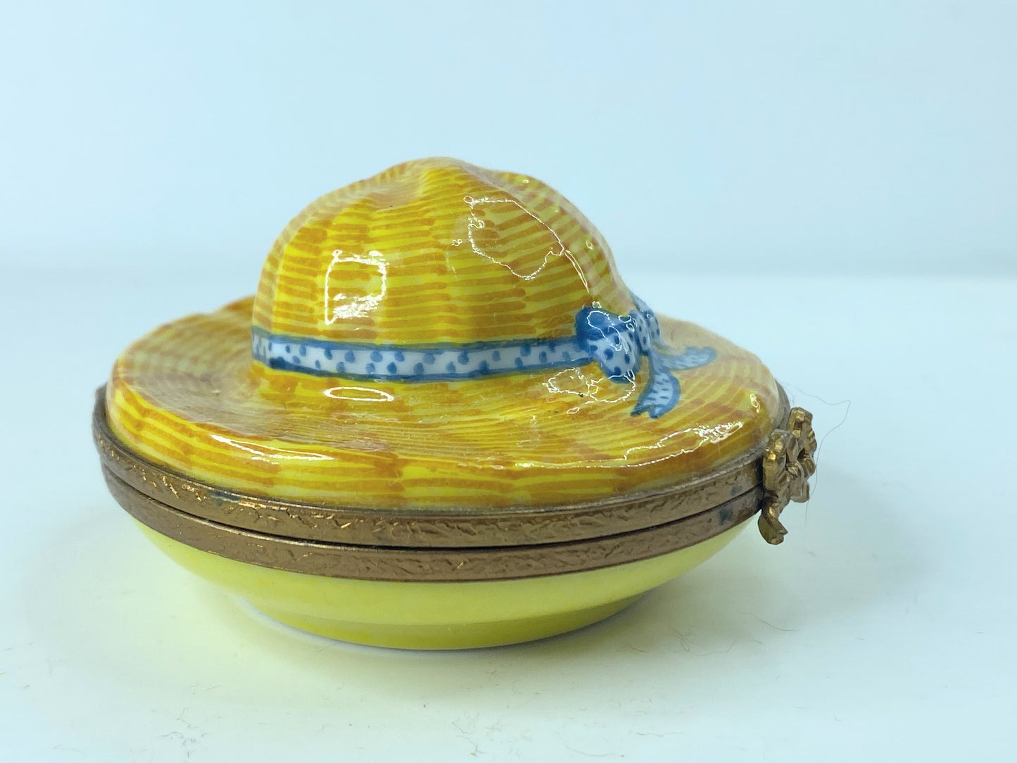 Limoges France Hinged Yellow Straw Garden Hat Trinket Box Fruit Blue Ribbon A371